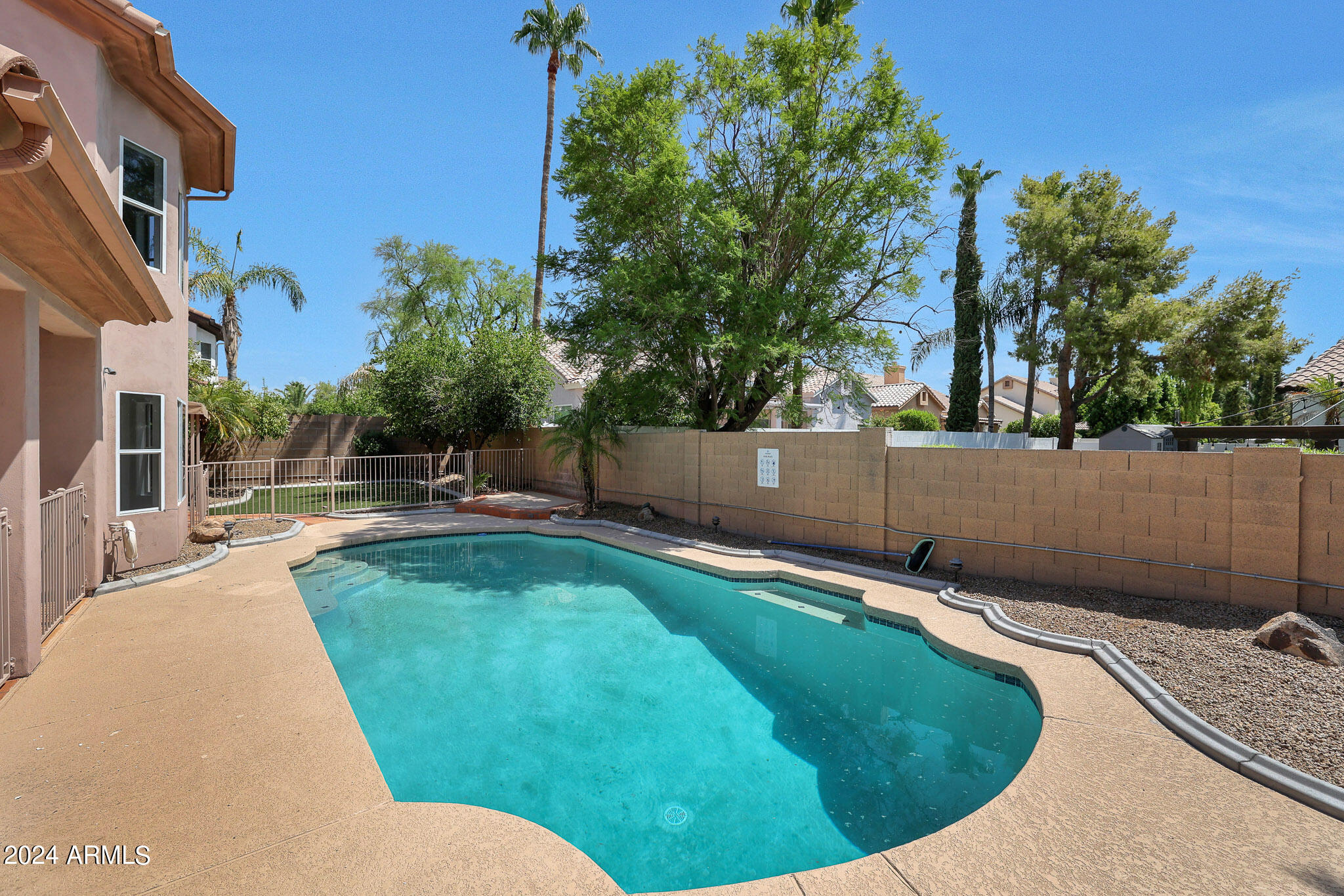 16833 N 60TH Place