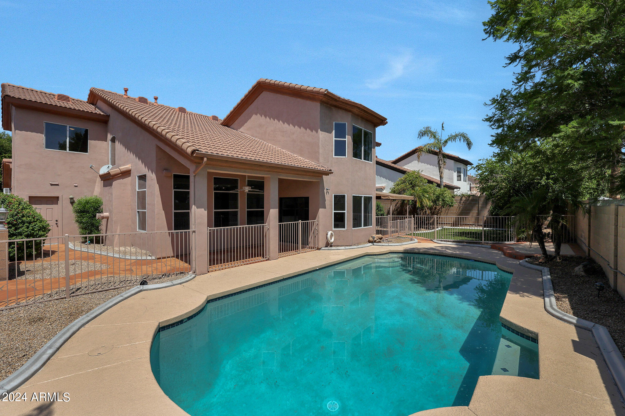 16833 N 60TH Place