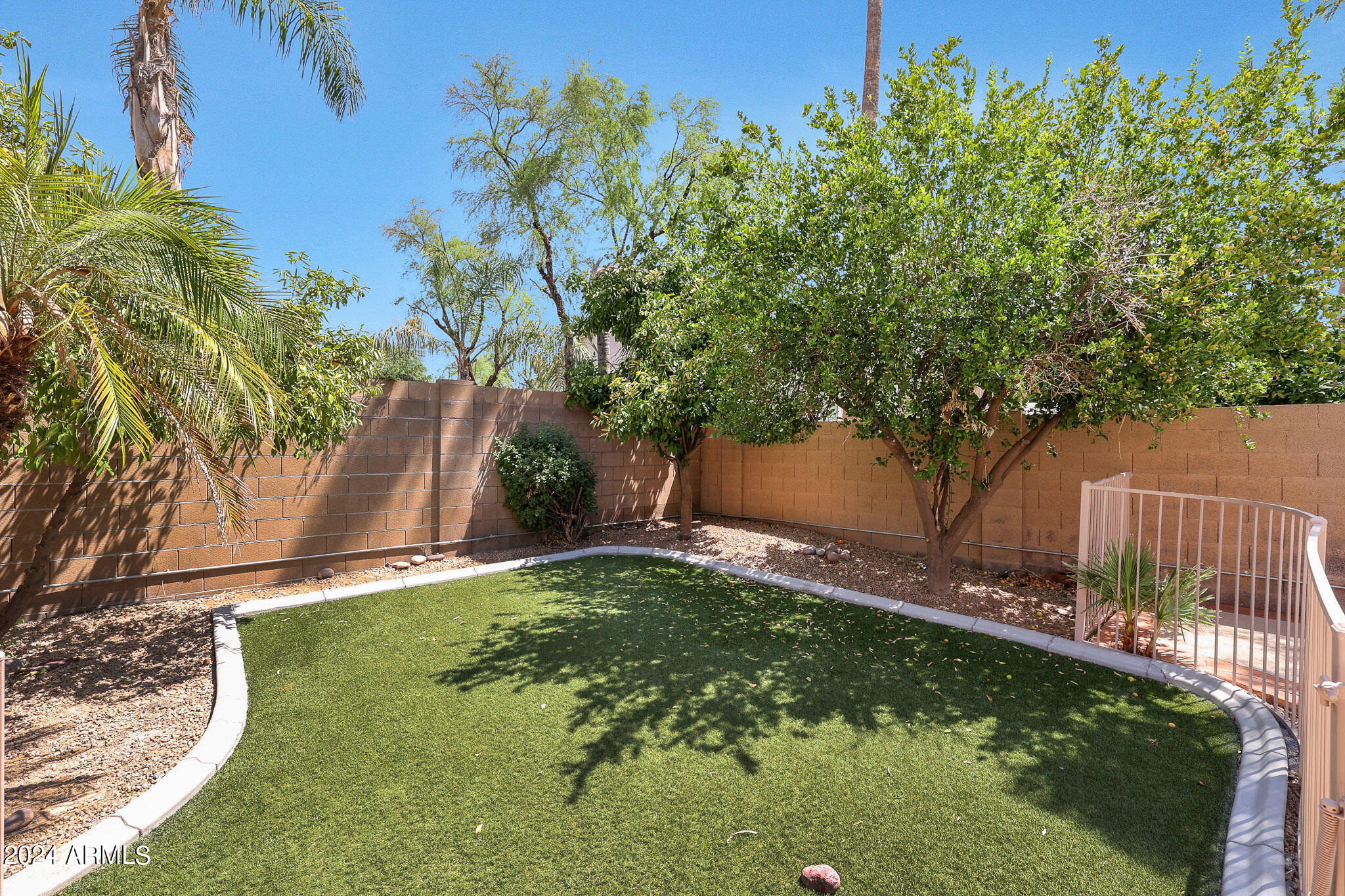 16833 N 60TH Place