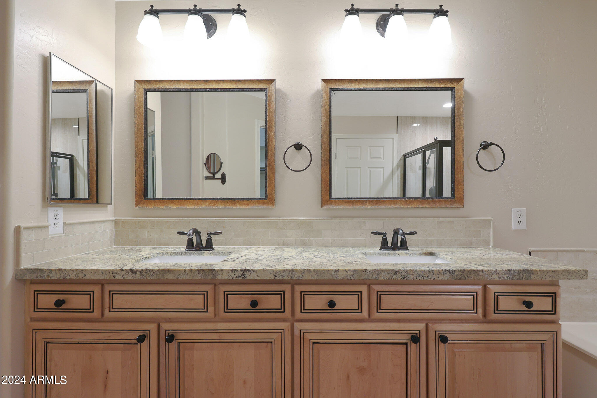 33550 N DOVE LAKES Drive, 1007