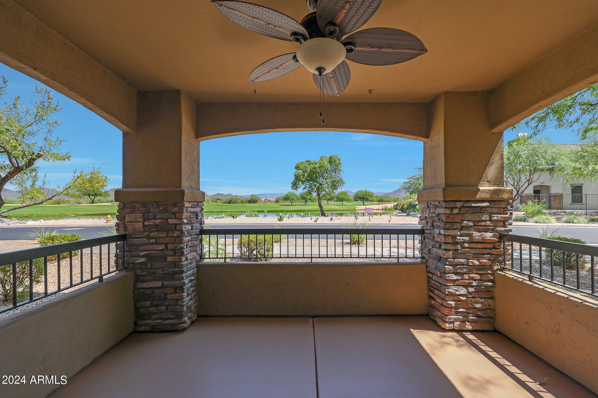 33550 N DOVE LAKES Drive, 1007