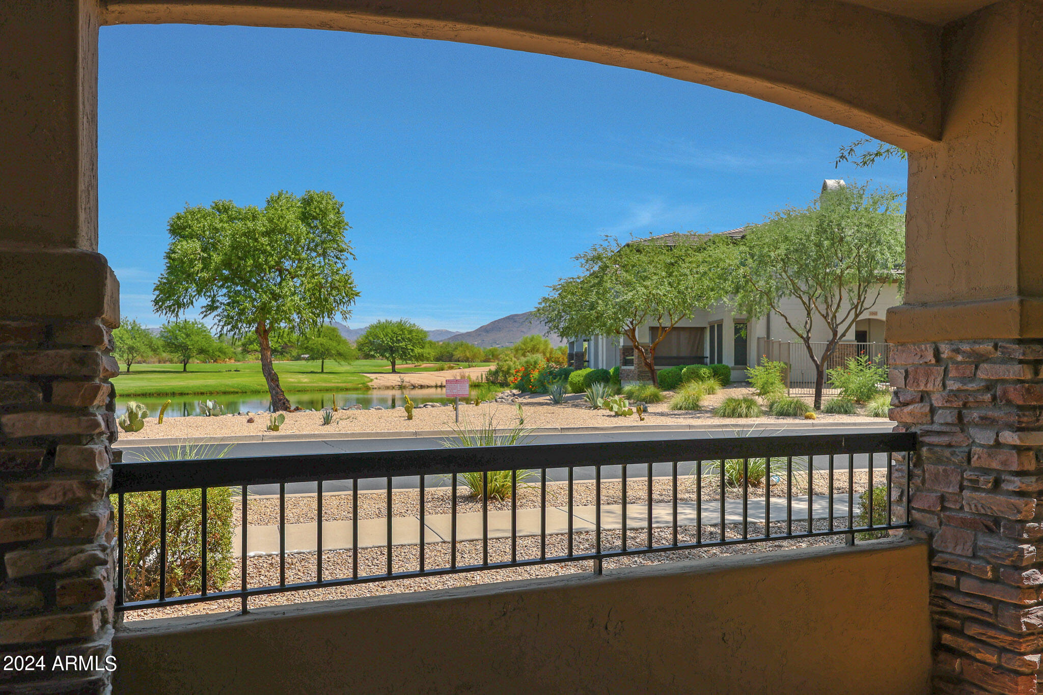 33550 N DOVE LAKES Drive, 1007