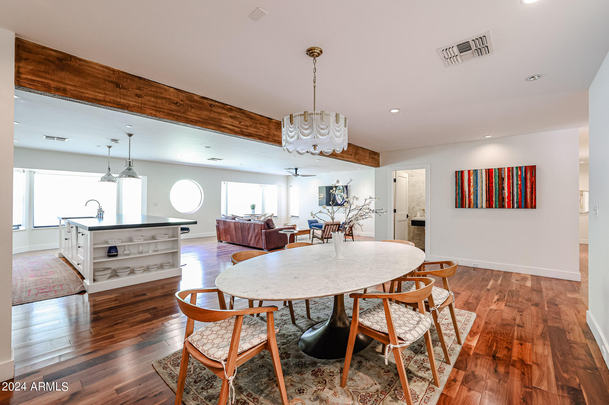 1234 W SOLANO Drive