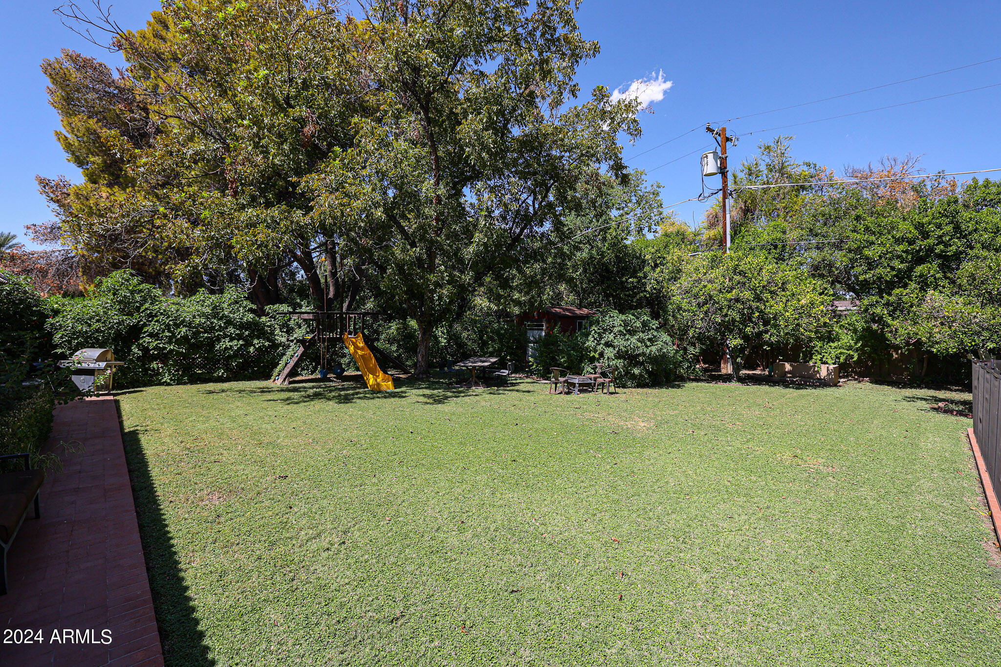 1234 W SOLANO Drive