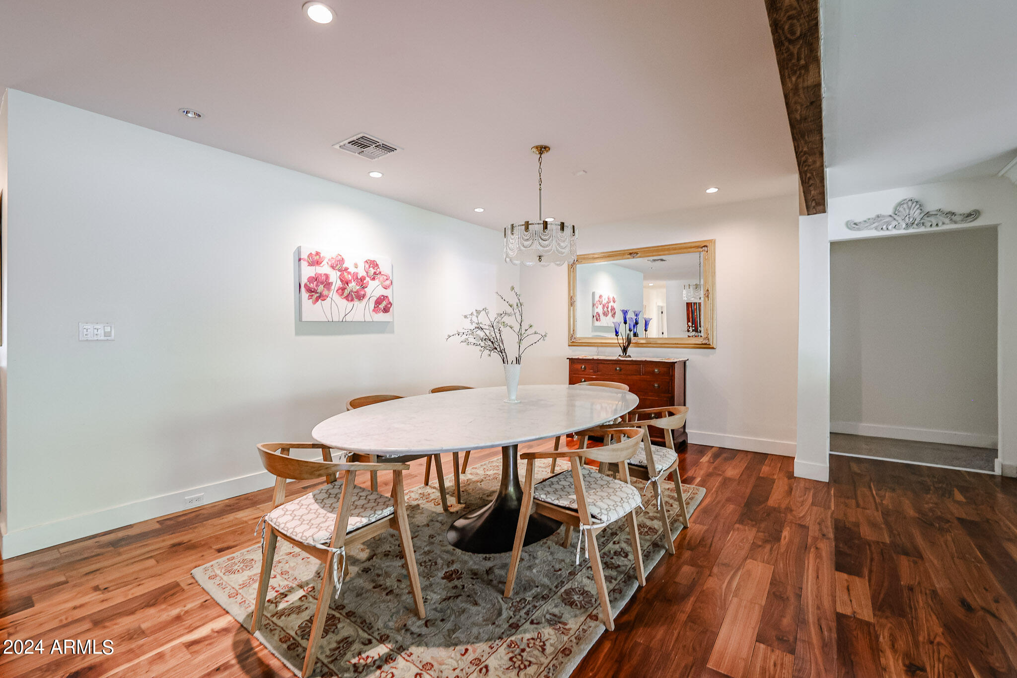 1234 W SOLANO Drive