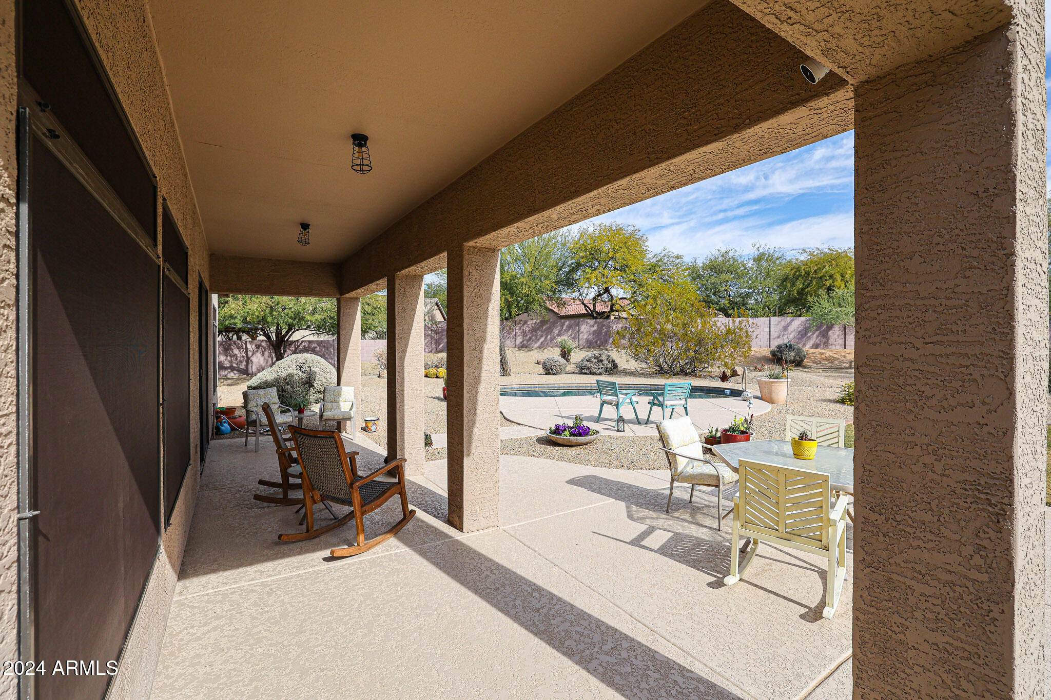 4326 E WILLIAMS Drive