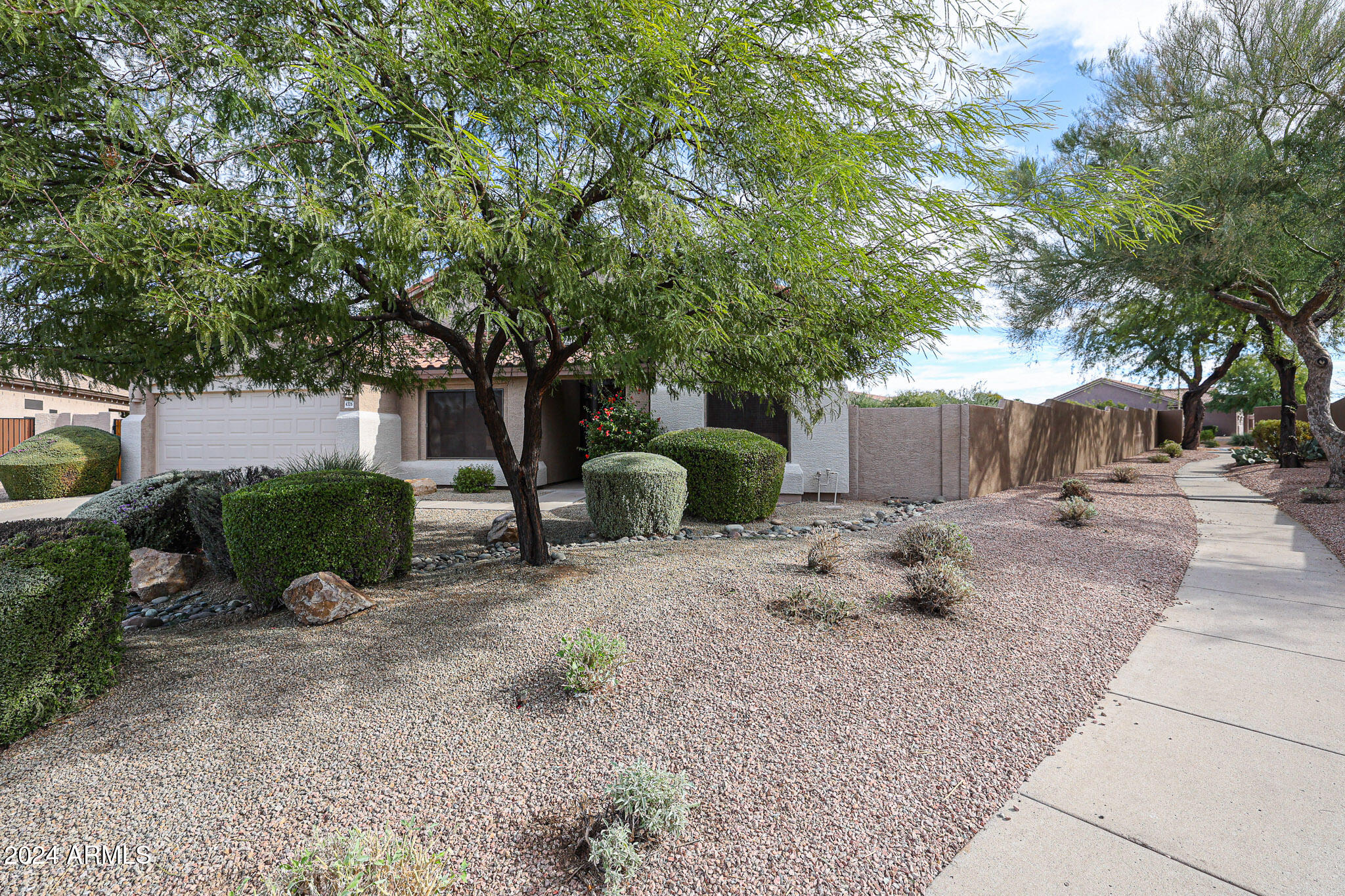4326 E WILLIAMS Drive