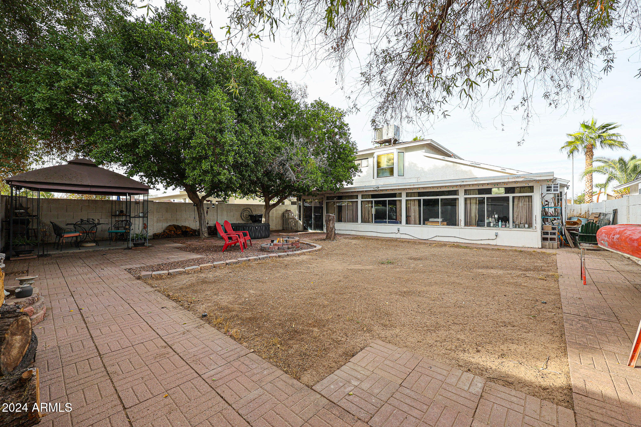 405 W FELLARS Drive