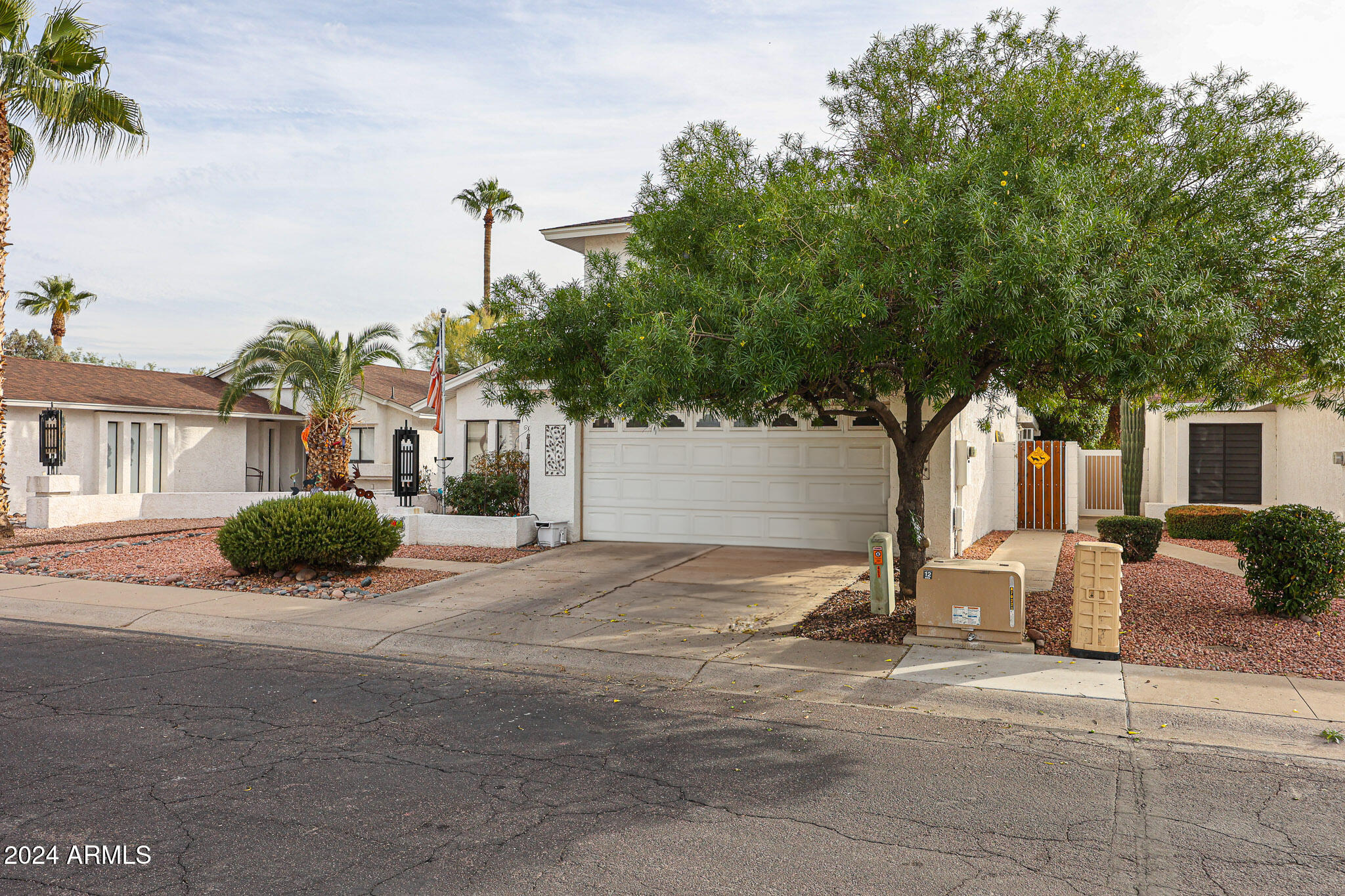 405 W FELLARS Drive