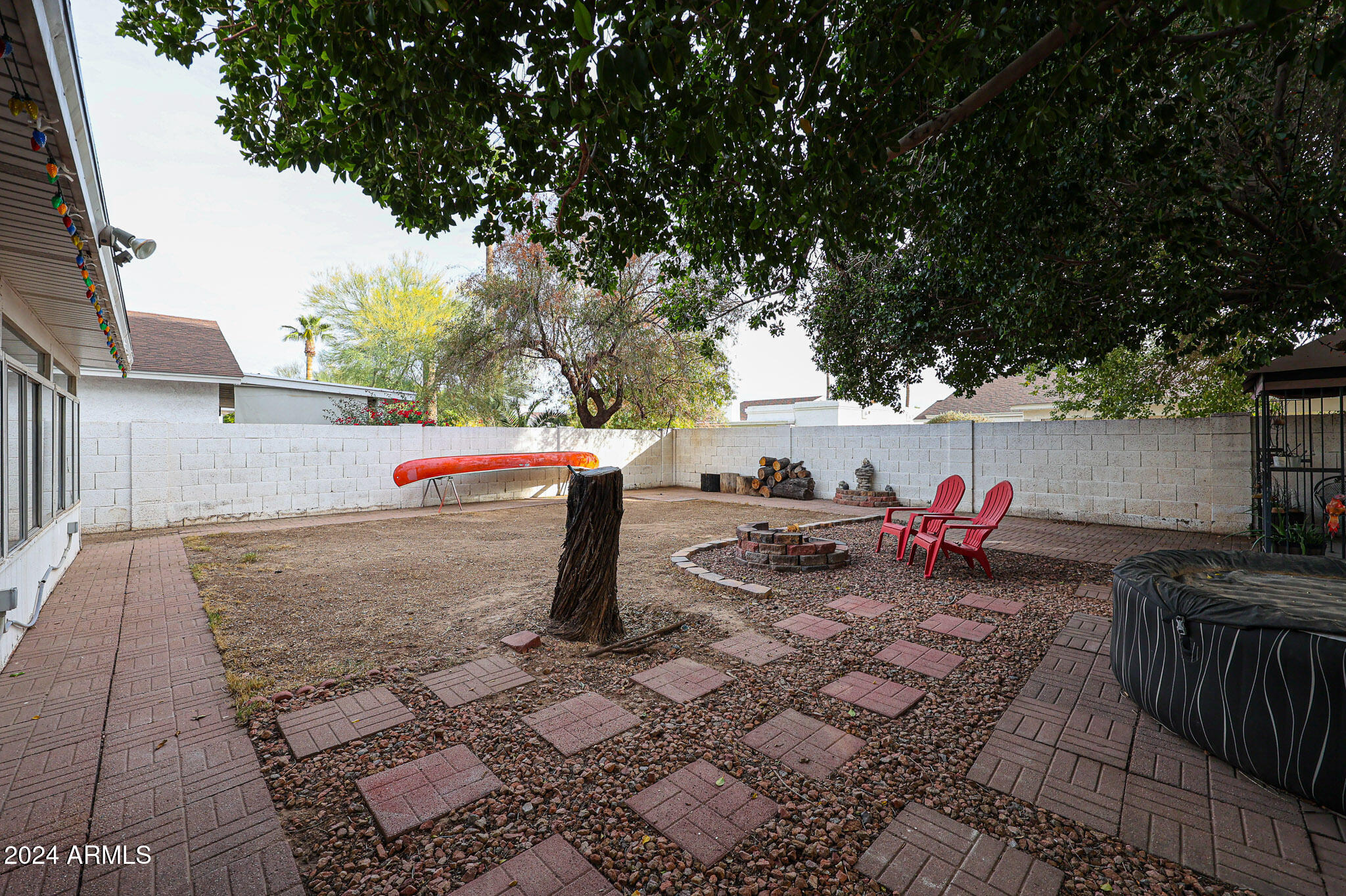 405 W FELLARS Drive