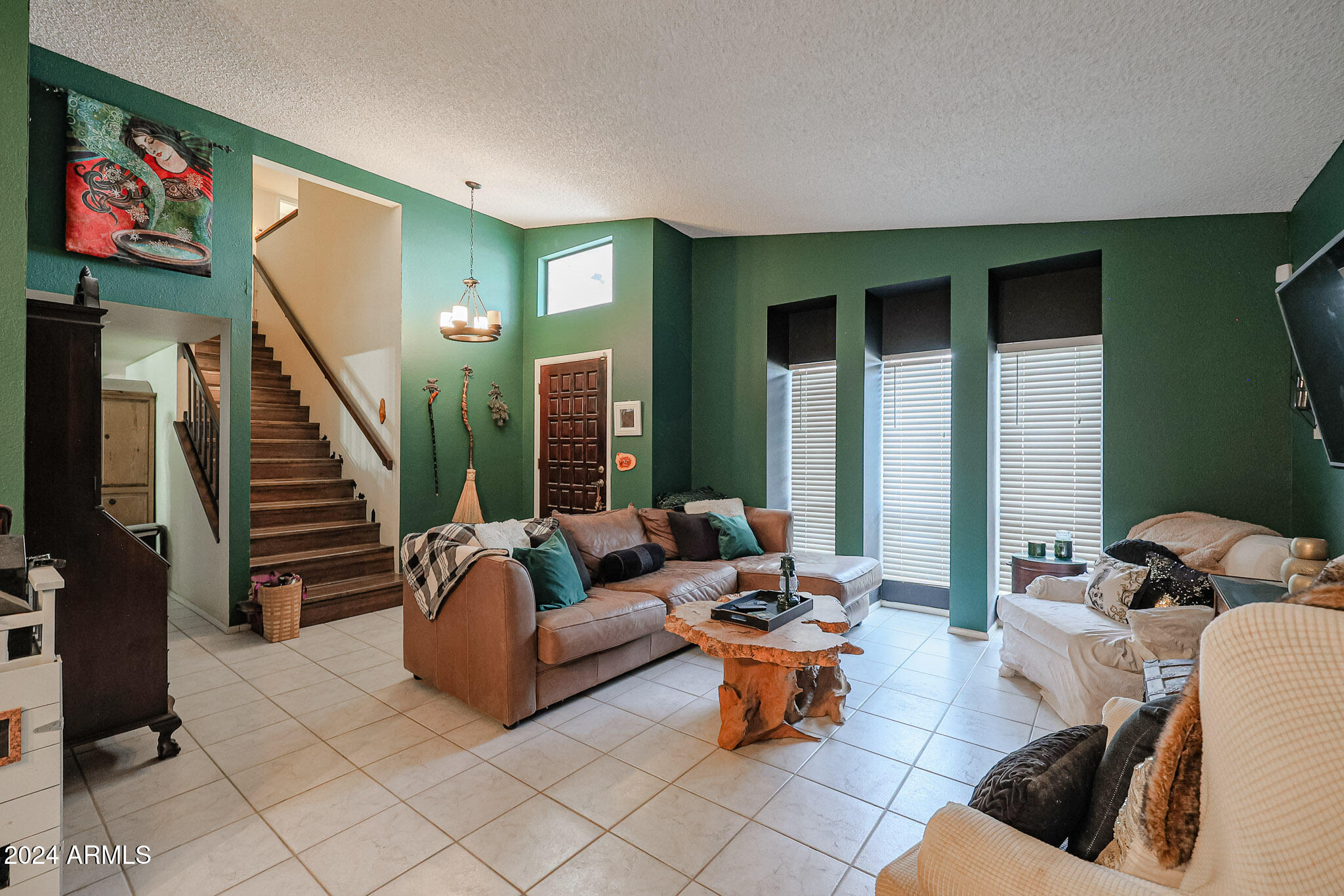 405 W FELLARS Drive