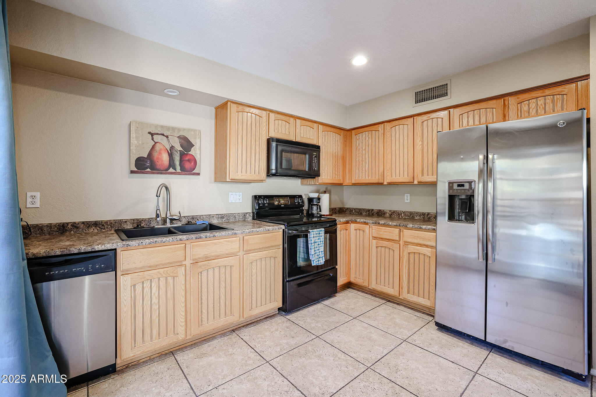 16644 N 33RD Street, 105
