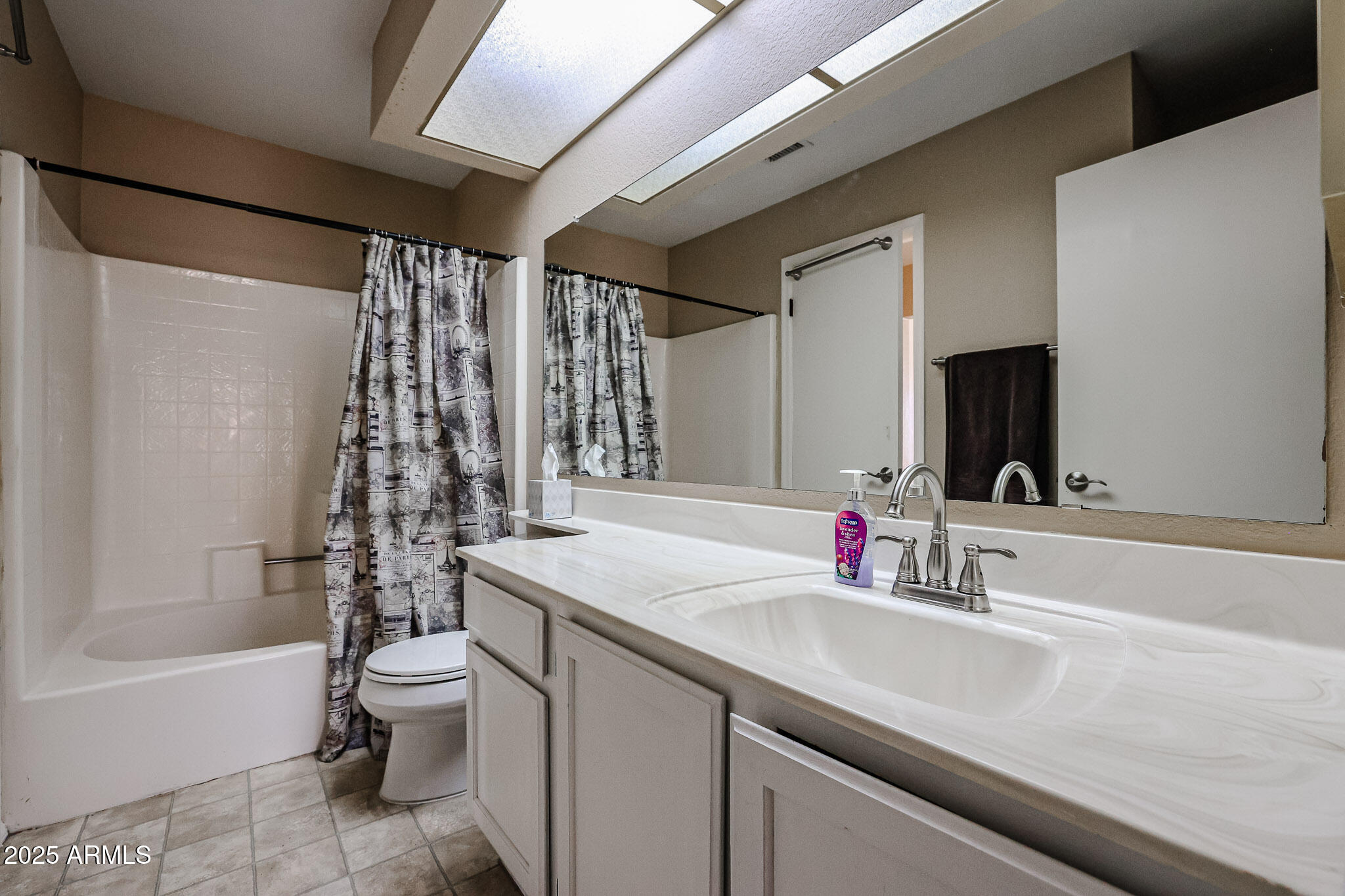 16644 N 33RD Street, 105