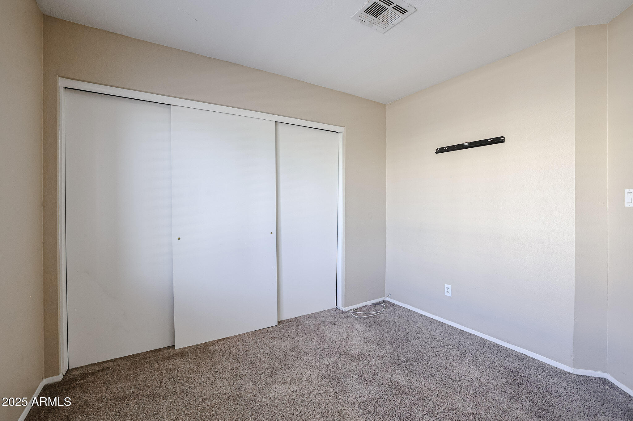 16644 N 33RD Street, 105