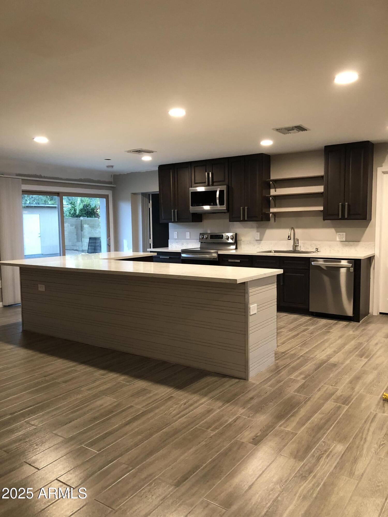 4902 E TIERRA BUENA Lane