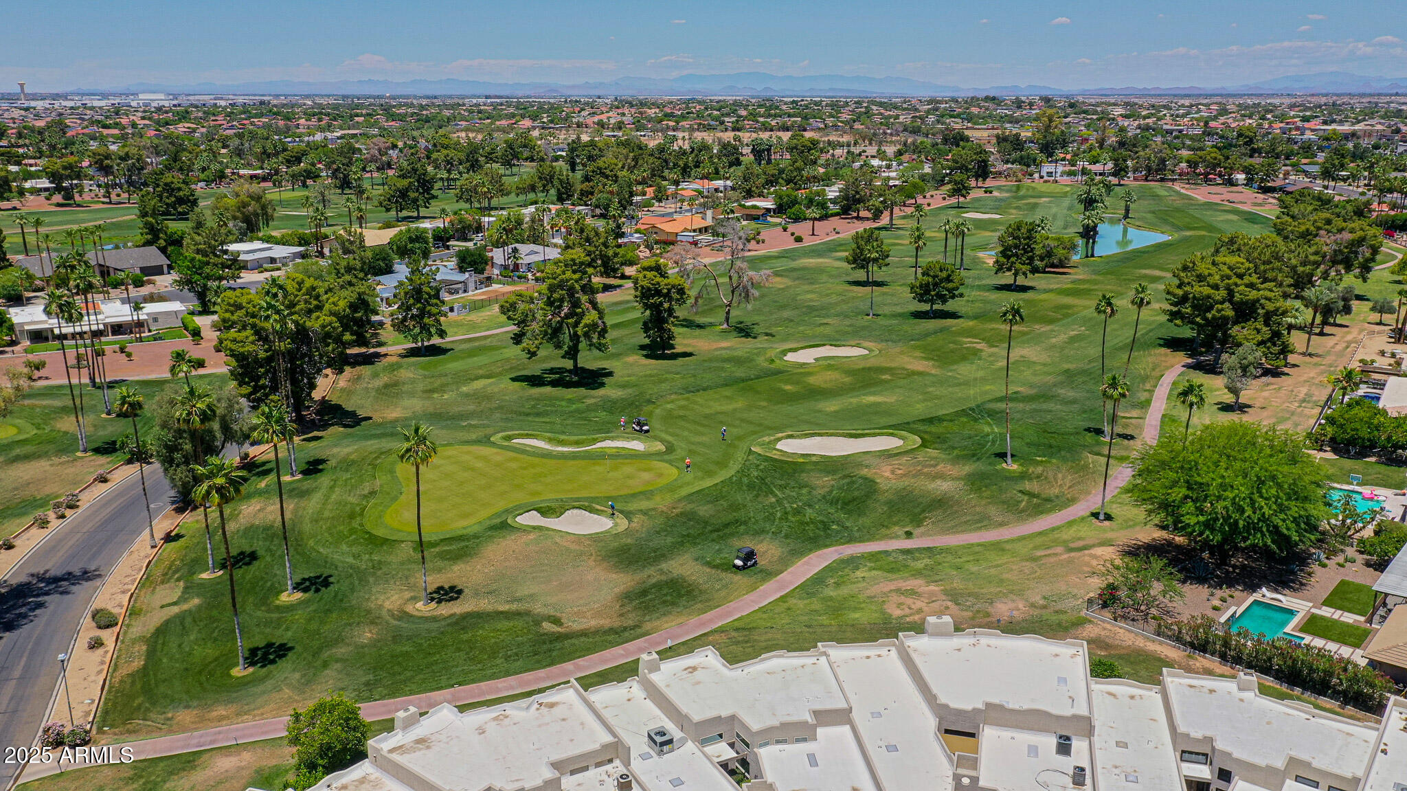 1035 N VISTA VERDE