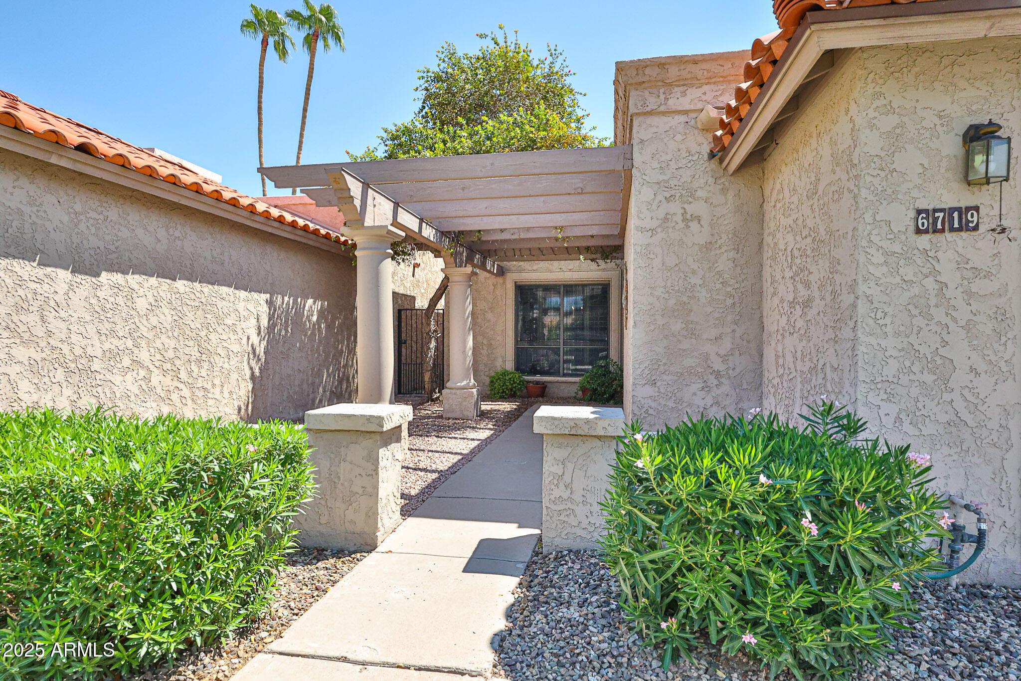 6719 N 78TH Place