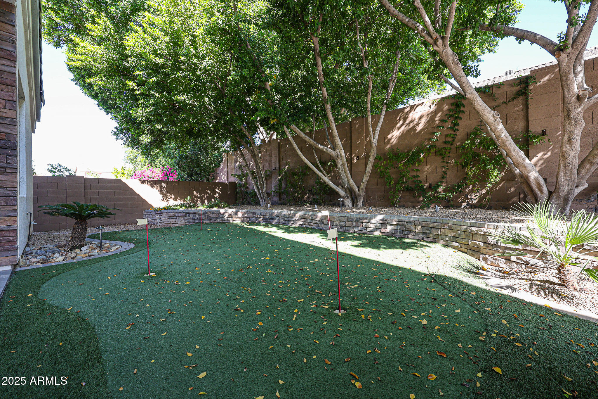 2012 E GLENN Drive