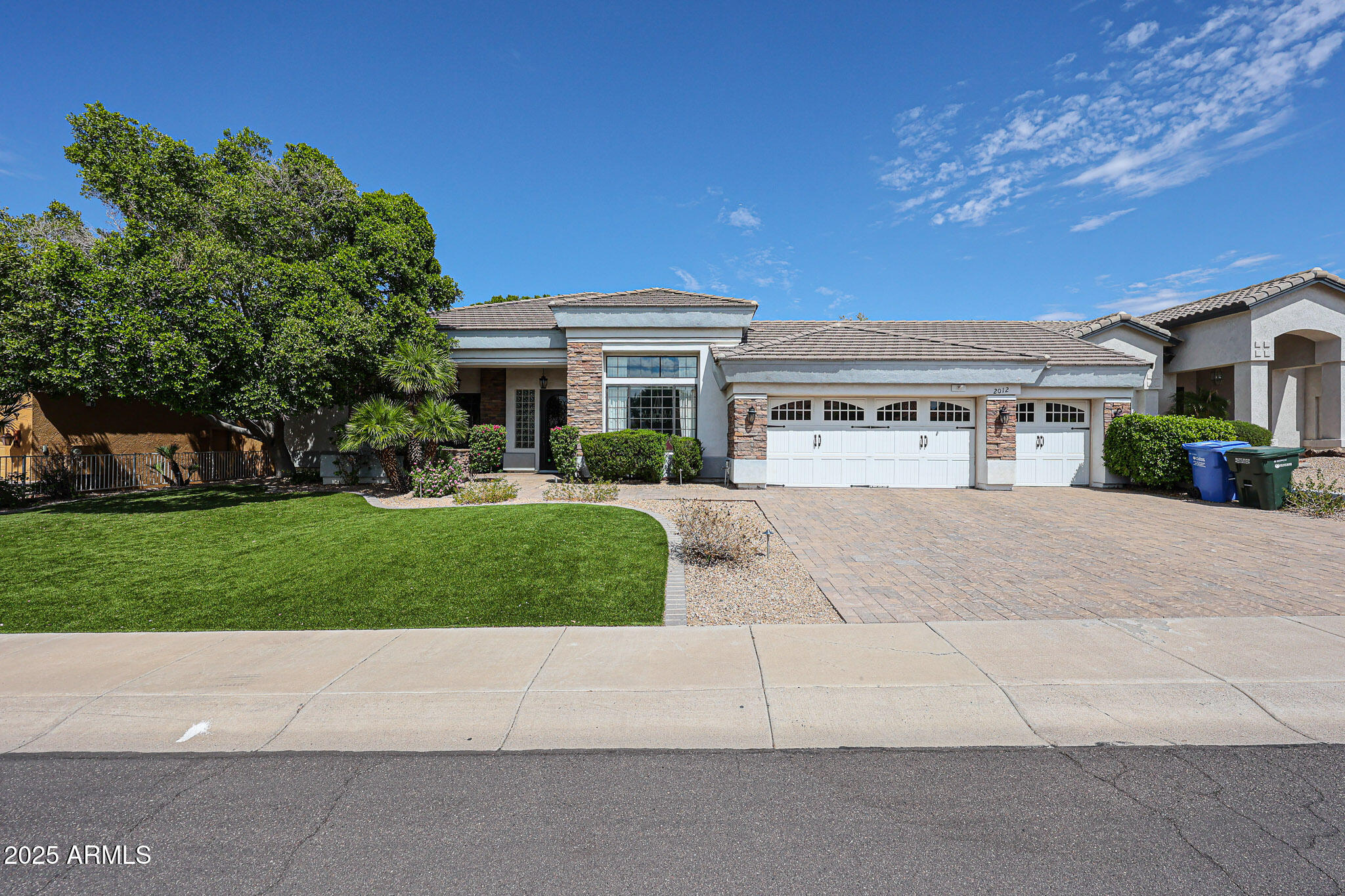 2012 E GLENN Drive