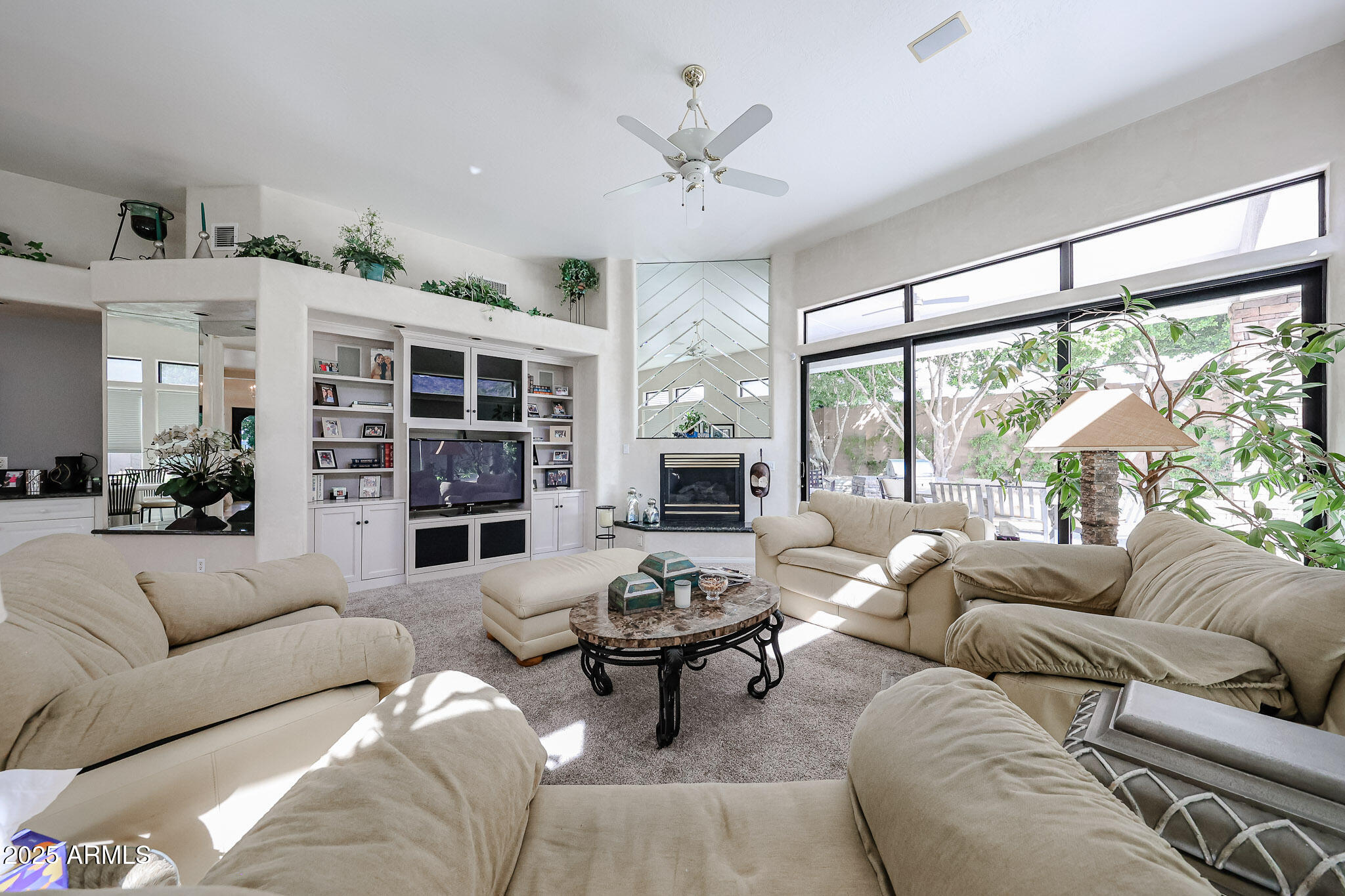 2012 E GLENN Drive