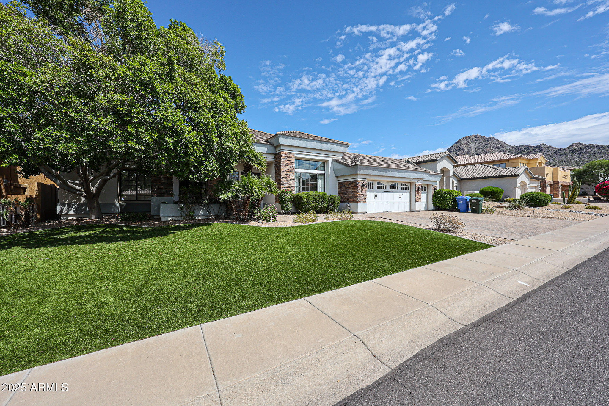 2012 E GLENN Drive