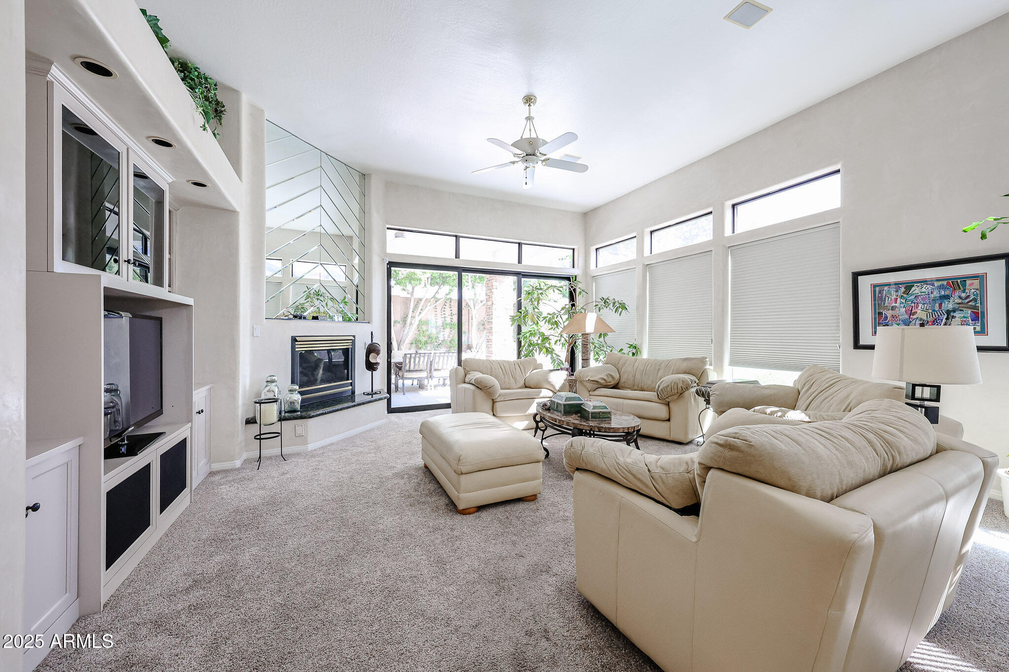 2012 E GLENN Drive