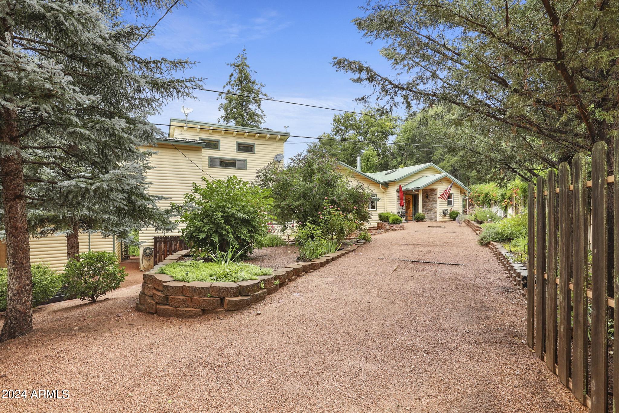 4678 N BEAR FLAT Road