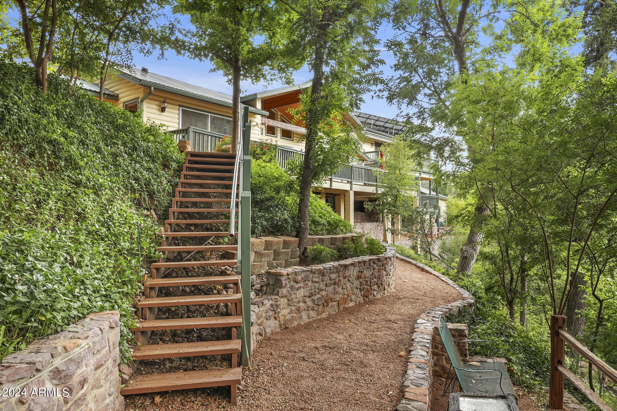 4678 N BEAR FLAT Road