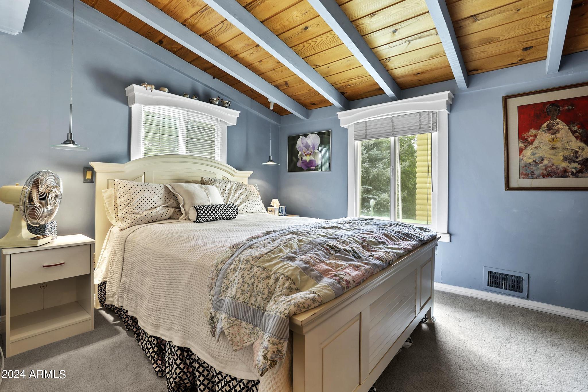 4678 N BEAR FLAT Road