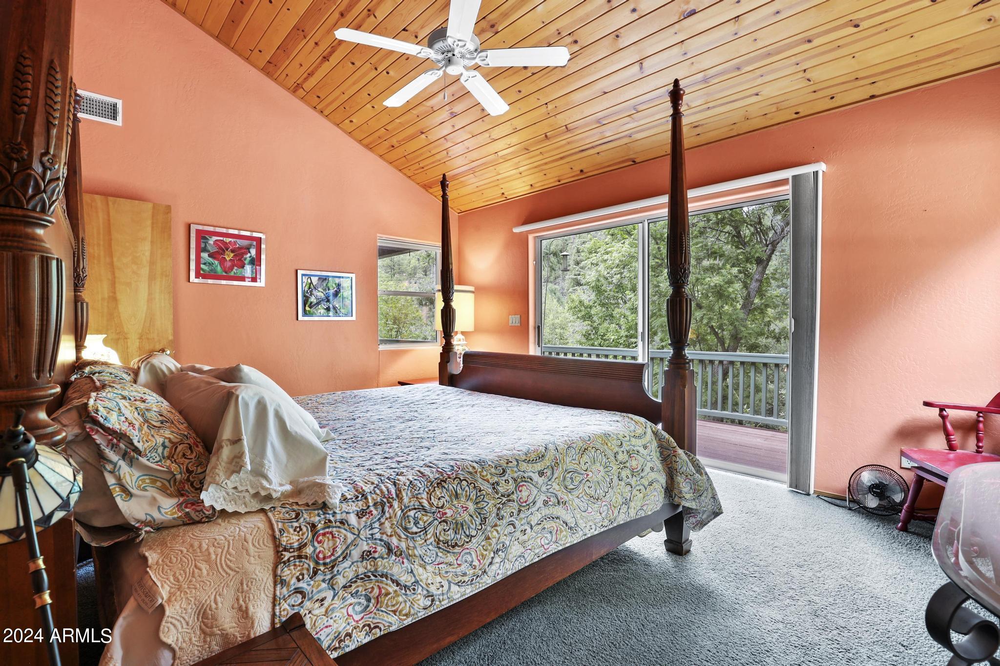 4678 N BEAR FLAT Road