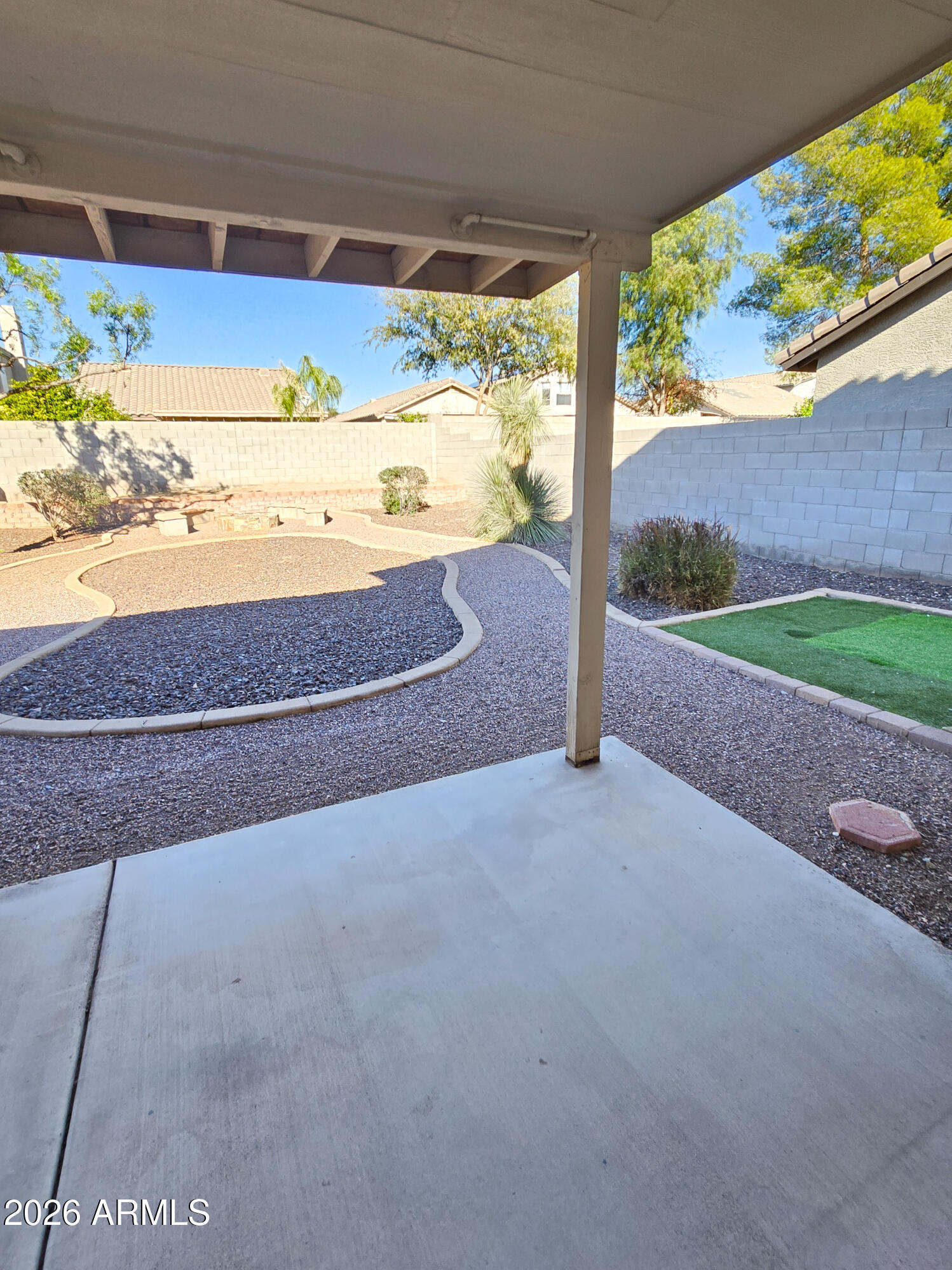 3032 E WAHALLA Lane E