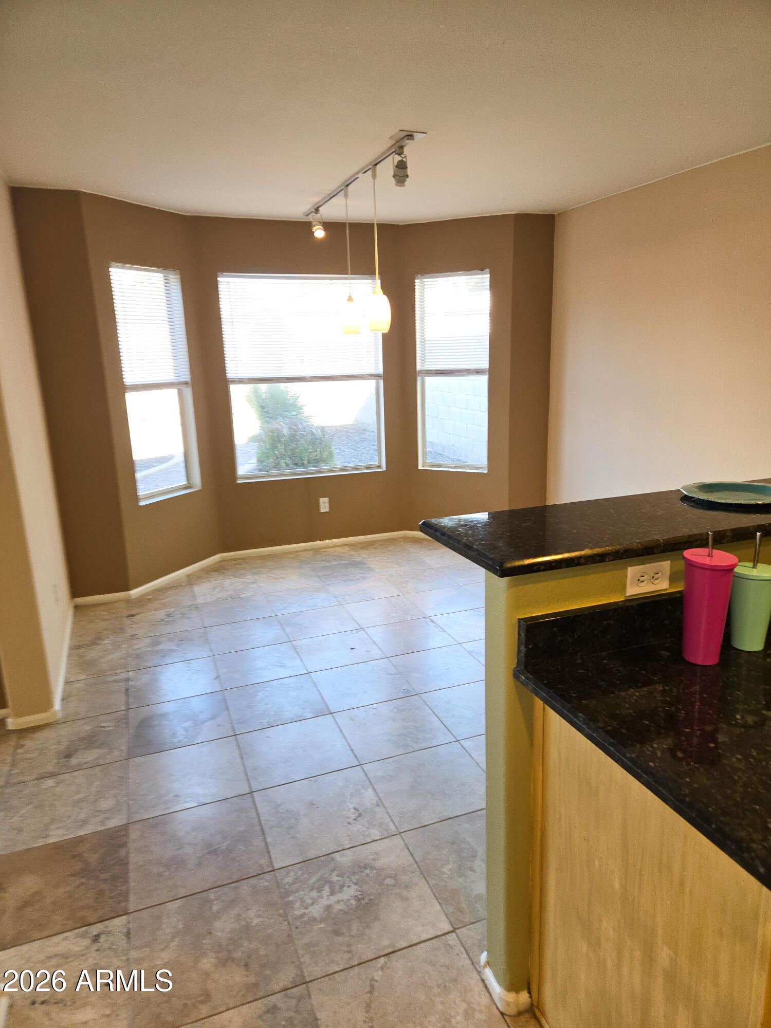 3032 E WAHALLA Lane E