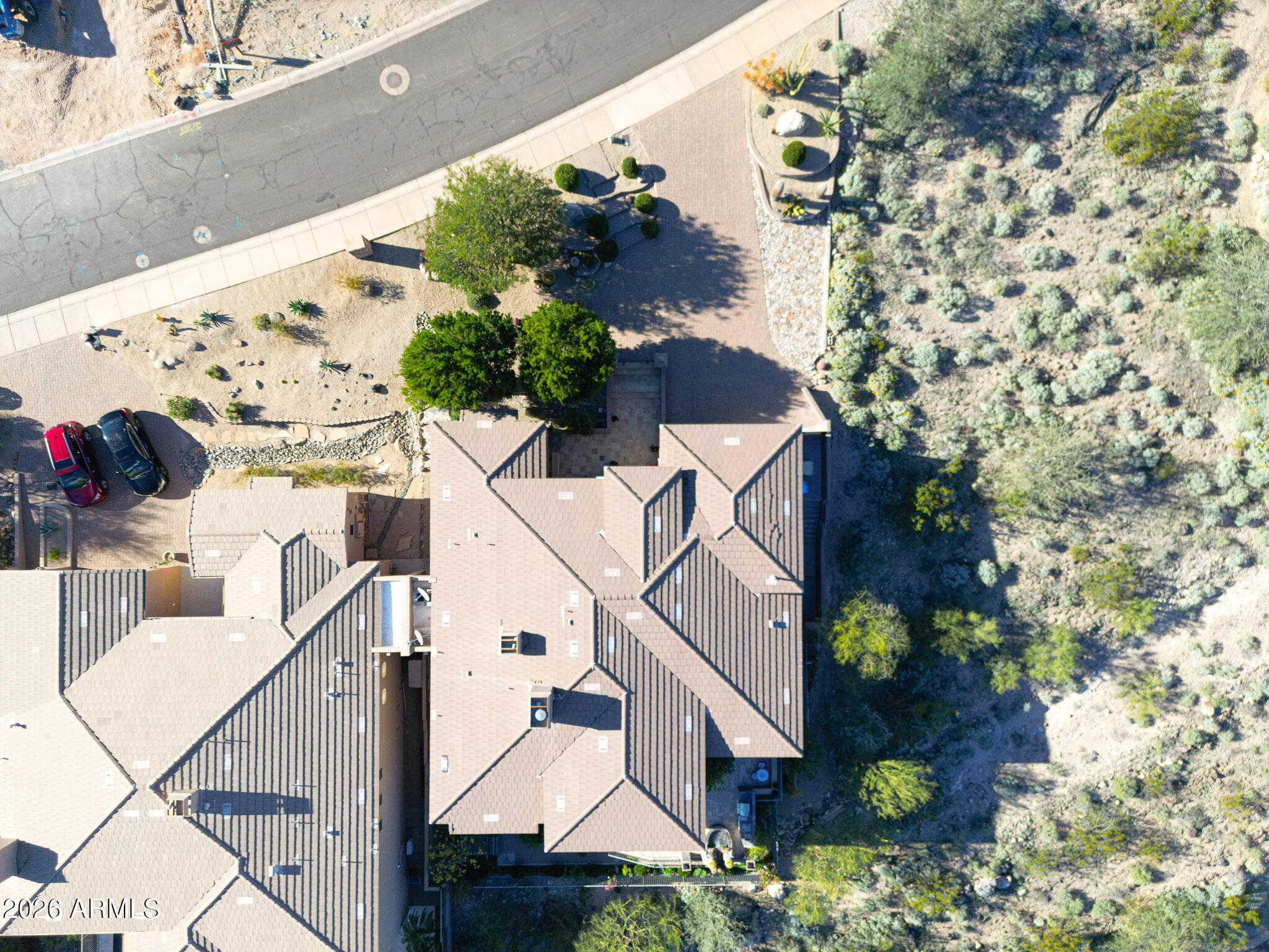 10727 N SKYLINE Drive