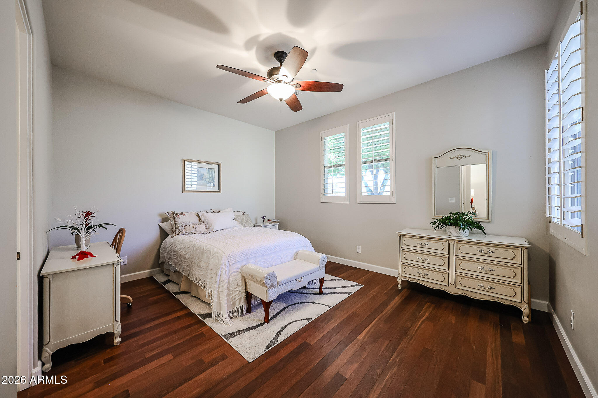 10727 N SKYLINE Drive