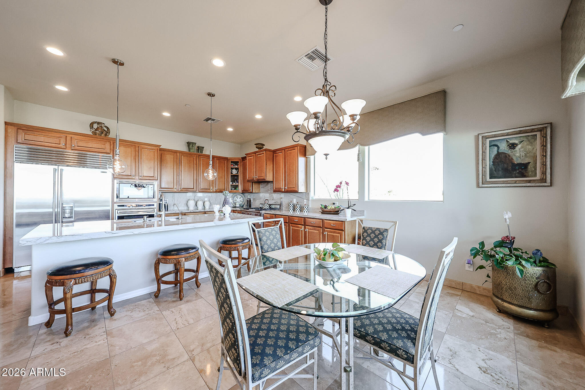 10727 N SKYLINE Drive