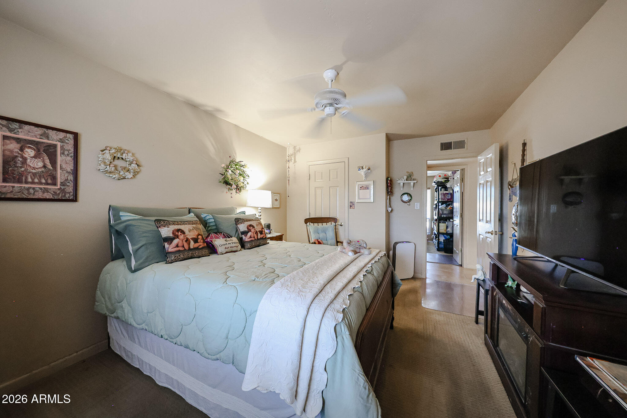 7045 E SWEETWATER Avenue