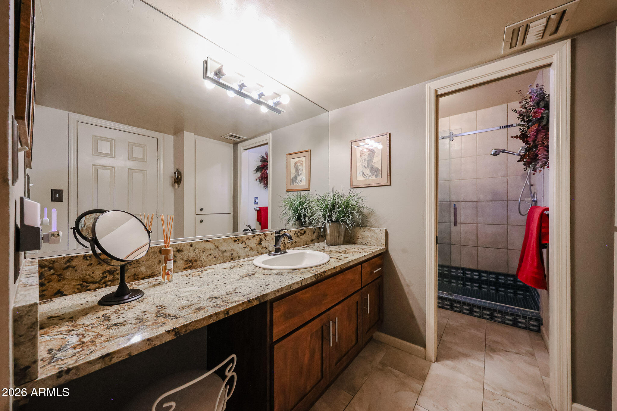 7045 E SWEETWATER Avenue