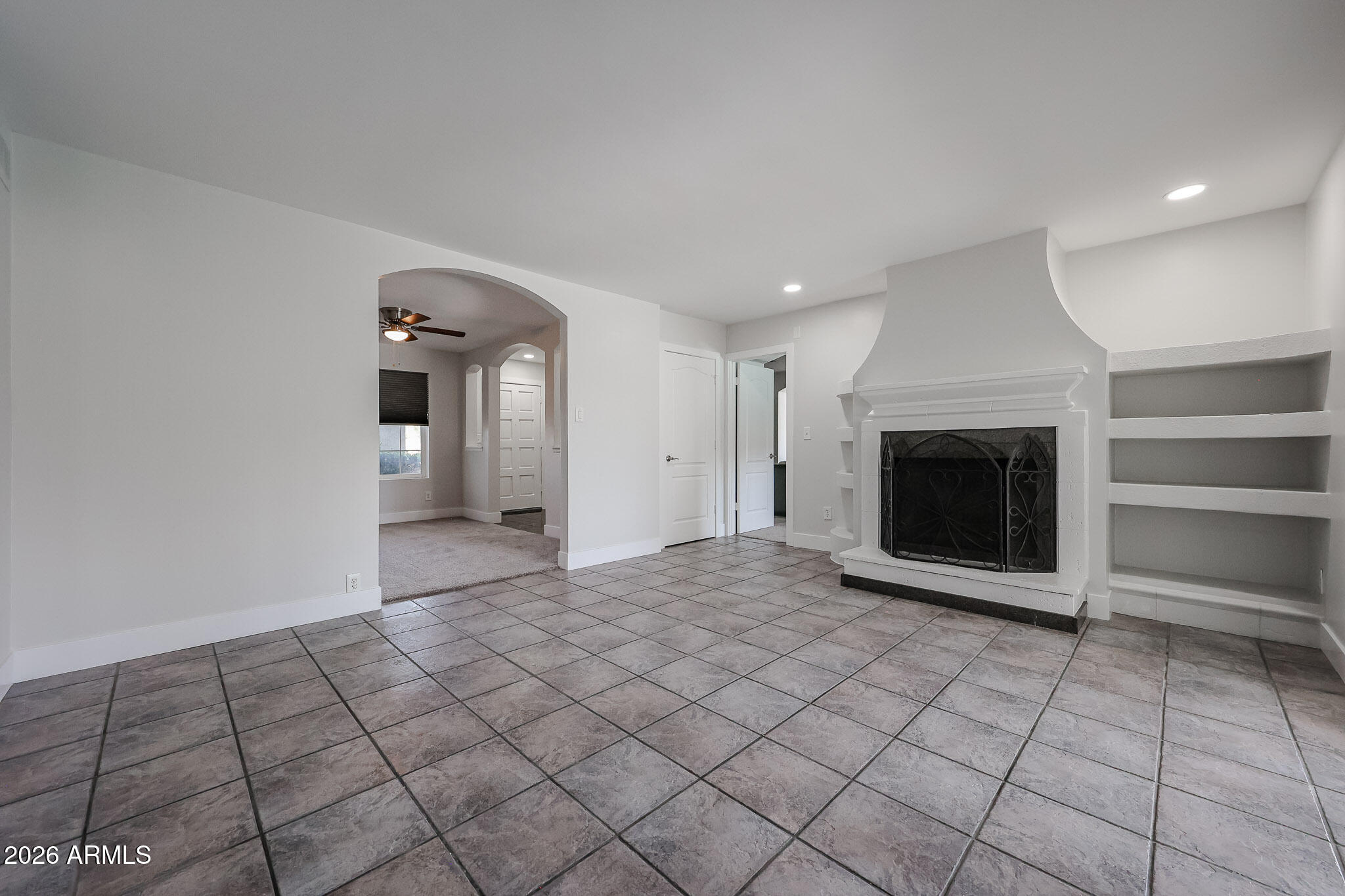 1341 E GARNET Circle