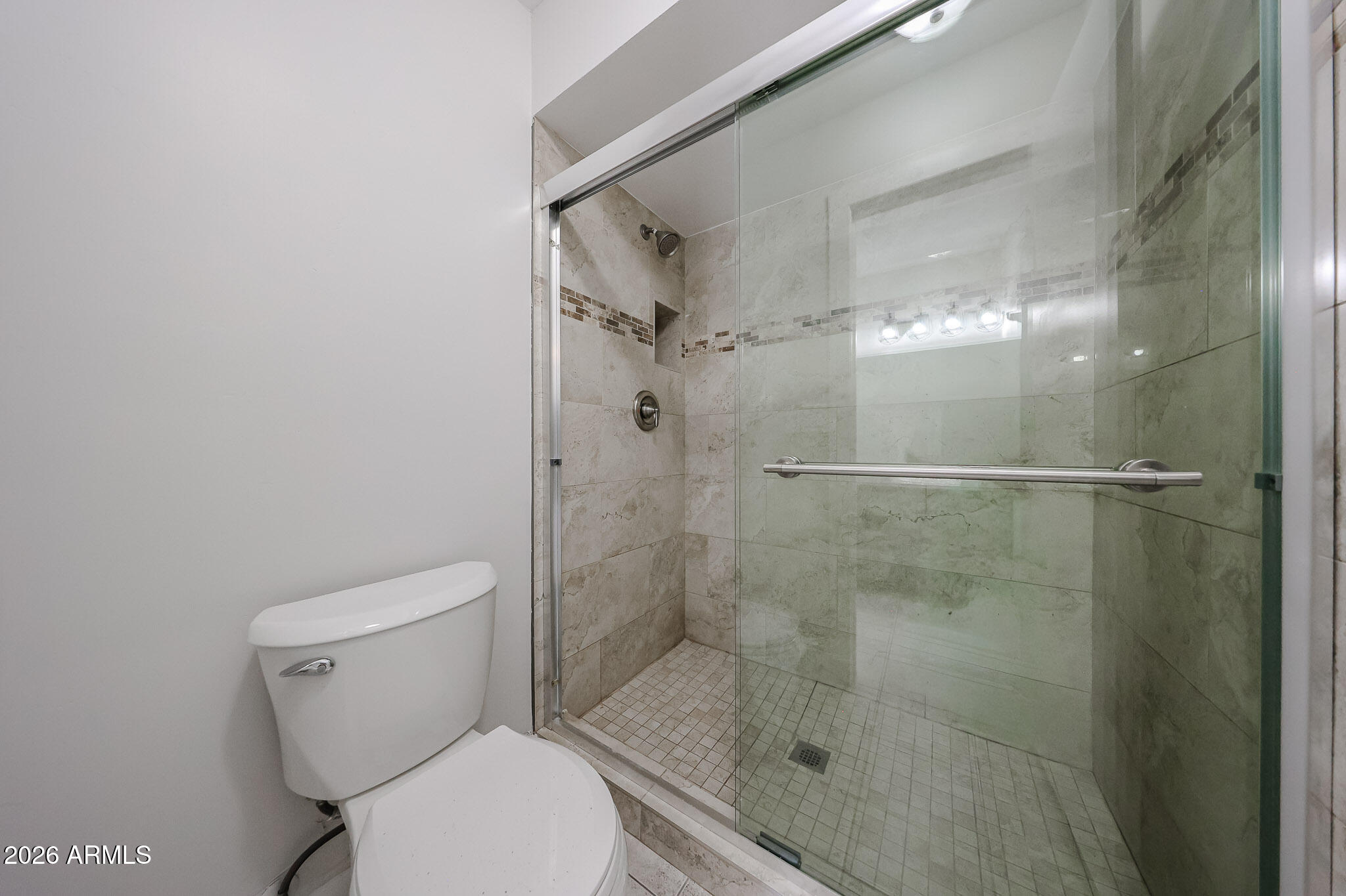 1341 E GARNET Circle