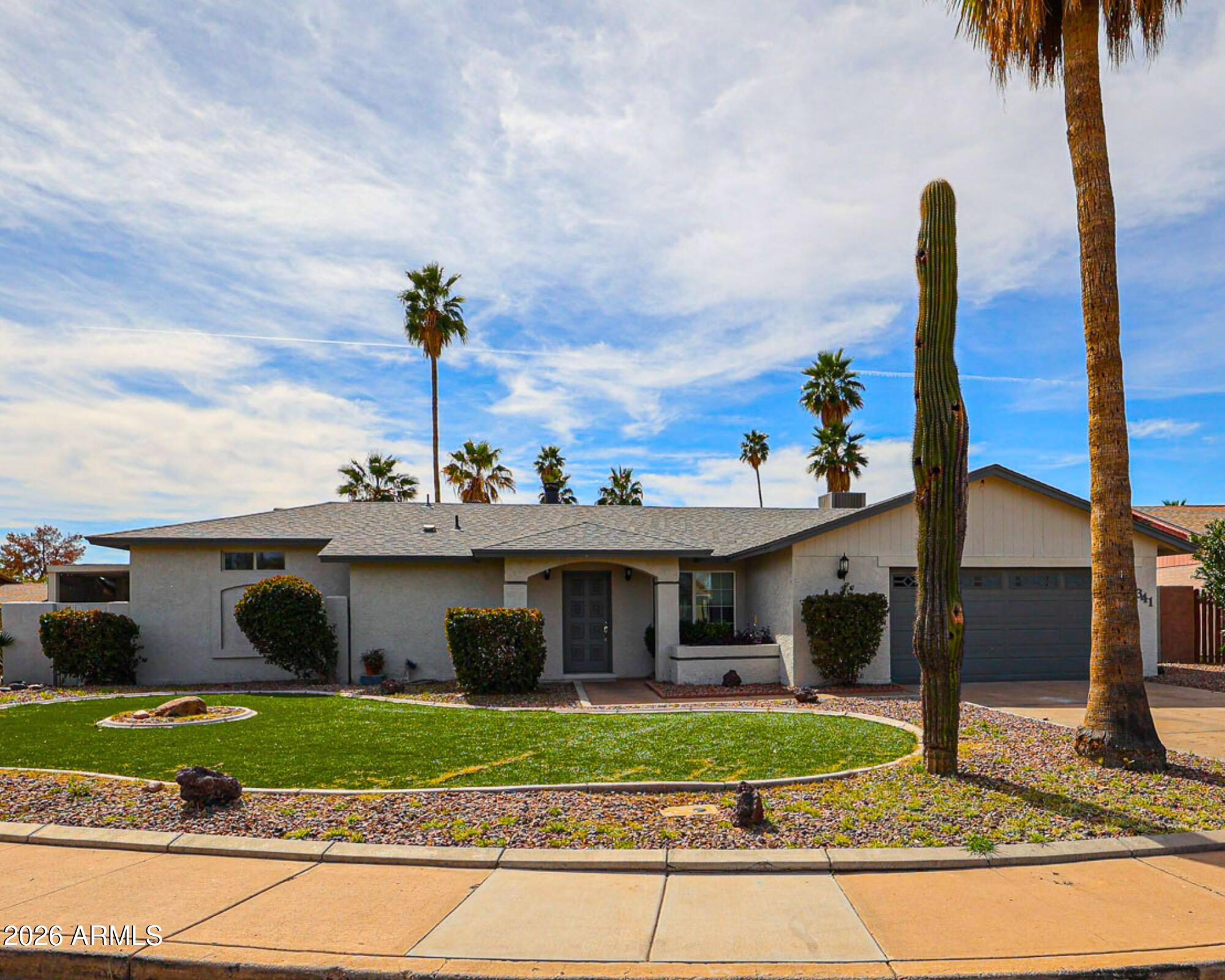 1341 E GARNET Circle