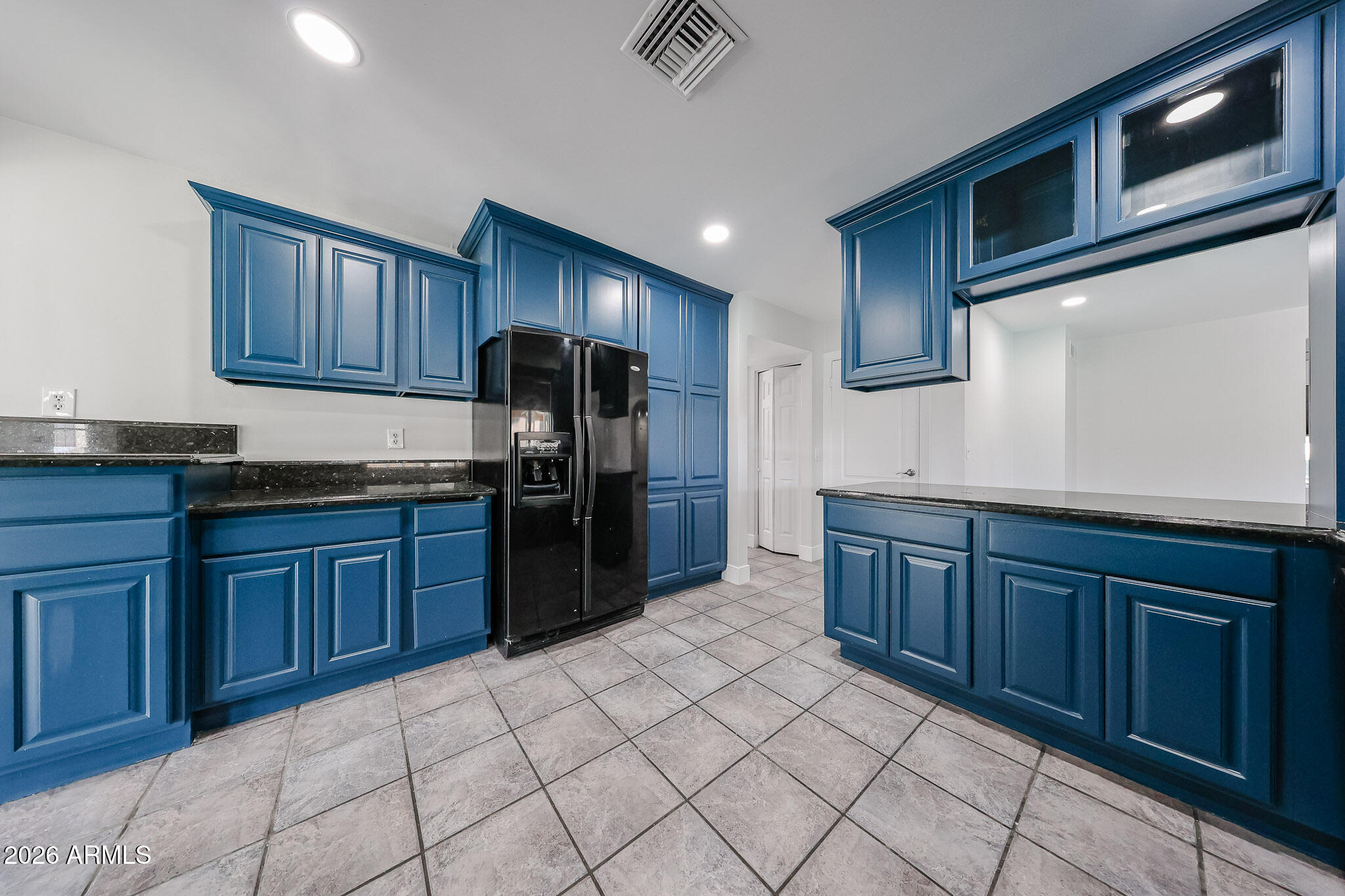 1341 E GARNET Circle