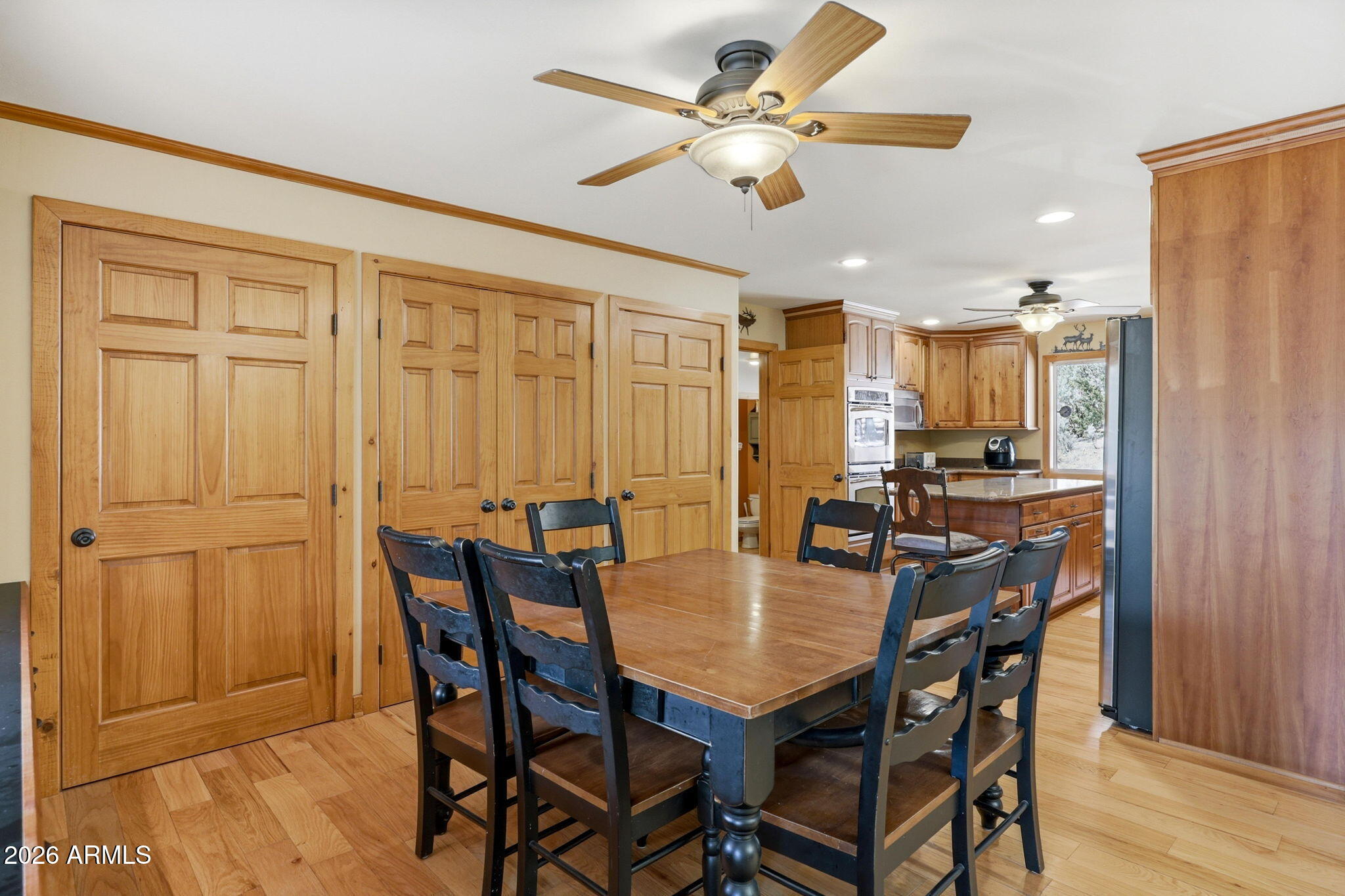 212 W HOMESTEAD Lane