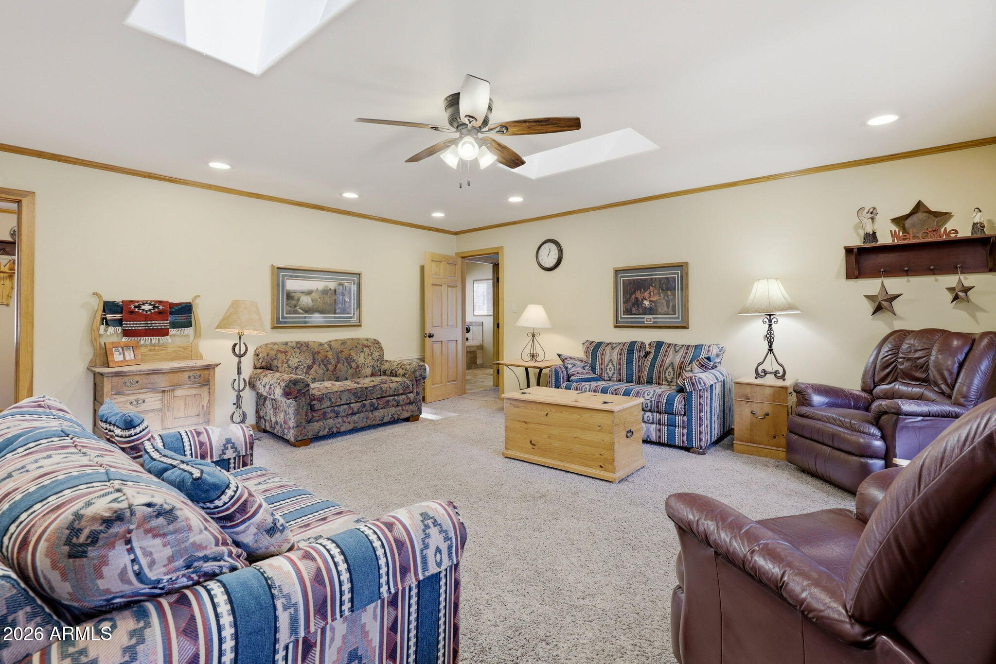 212 W HOMESTEAD Lane