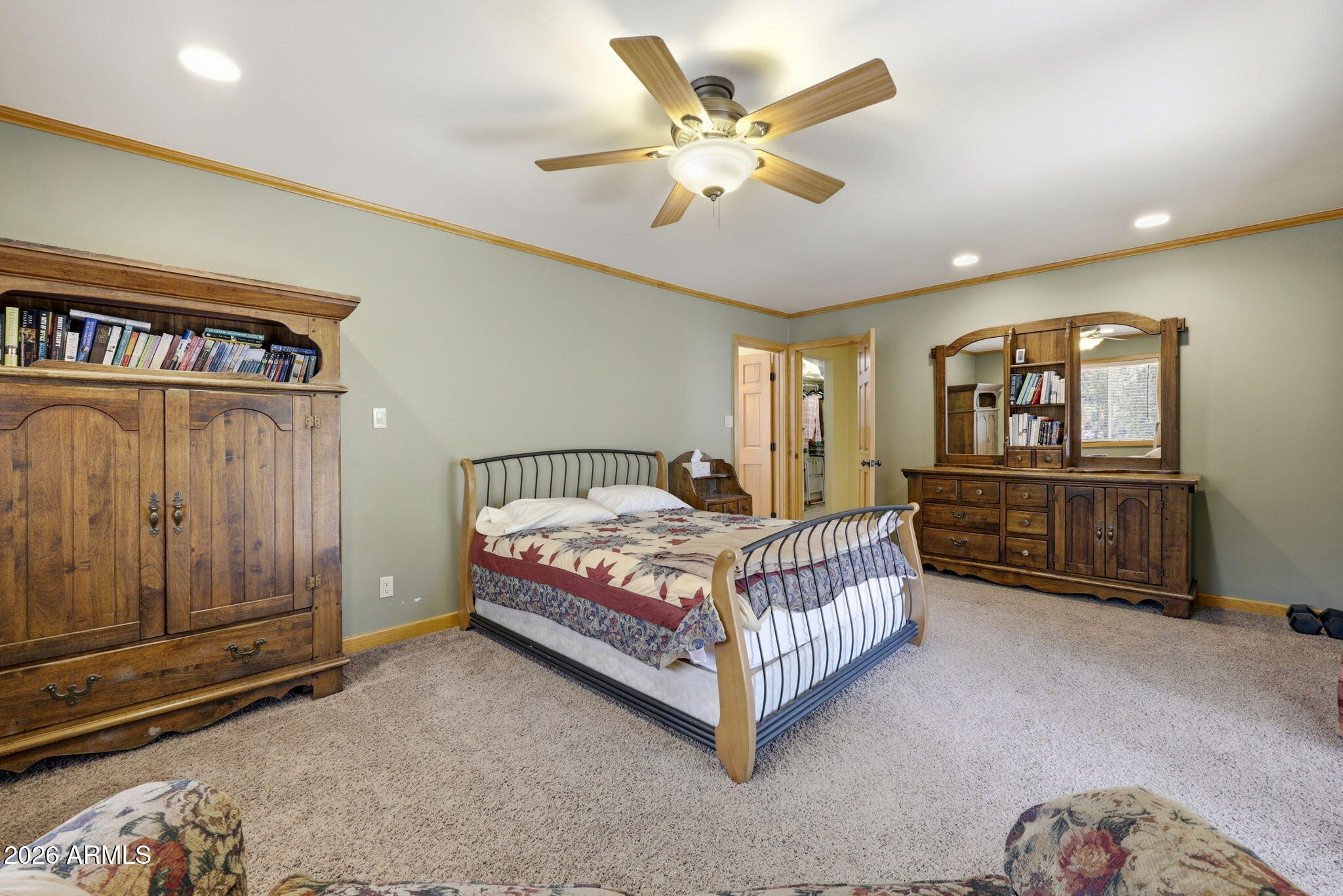 212 W HOMESTEAD Lane