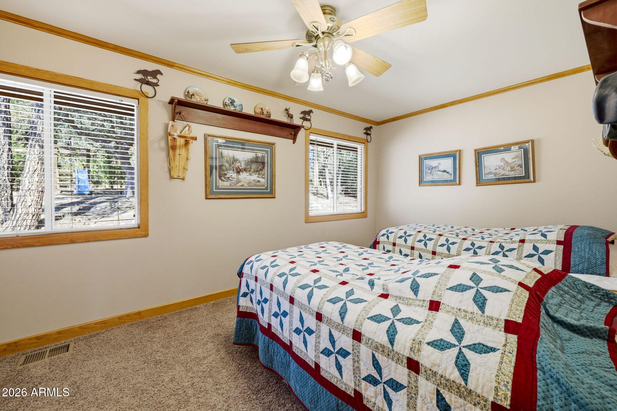 212 W HOMESTEAD Lane