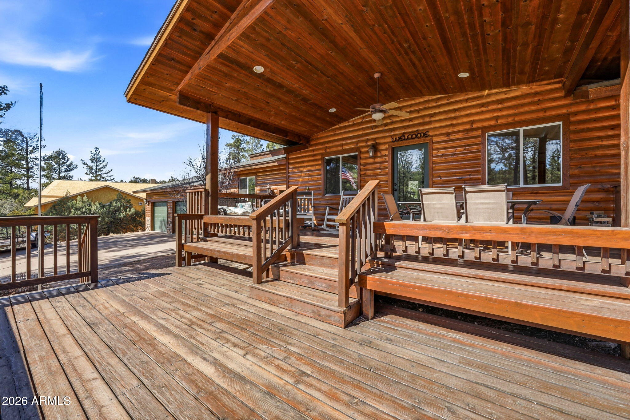 212 W HOMESTEAD Lane