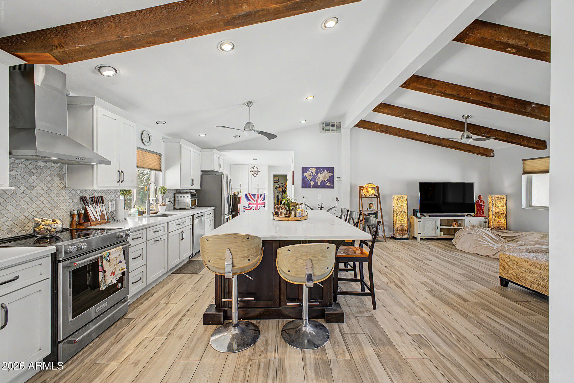 5901 E THUNDERBIRD Road