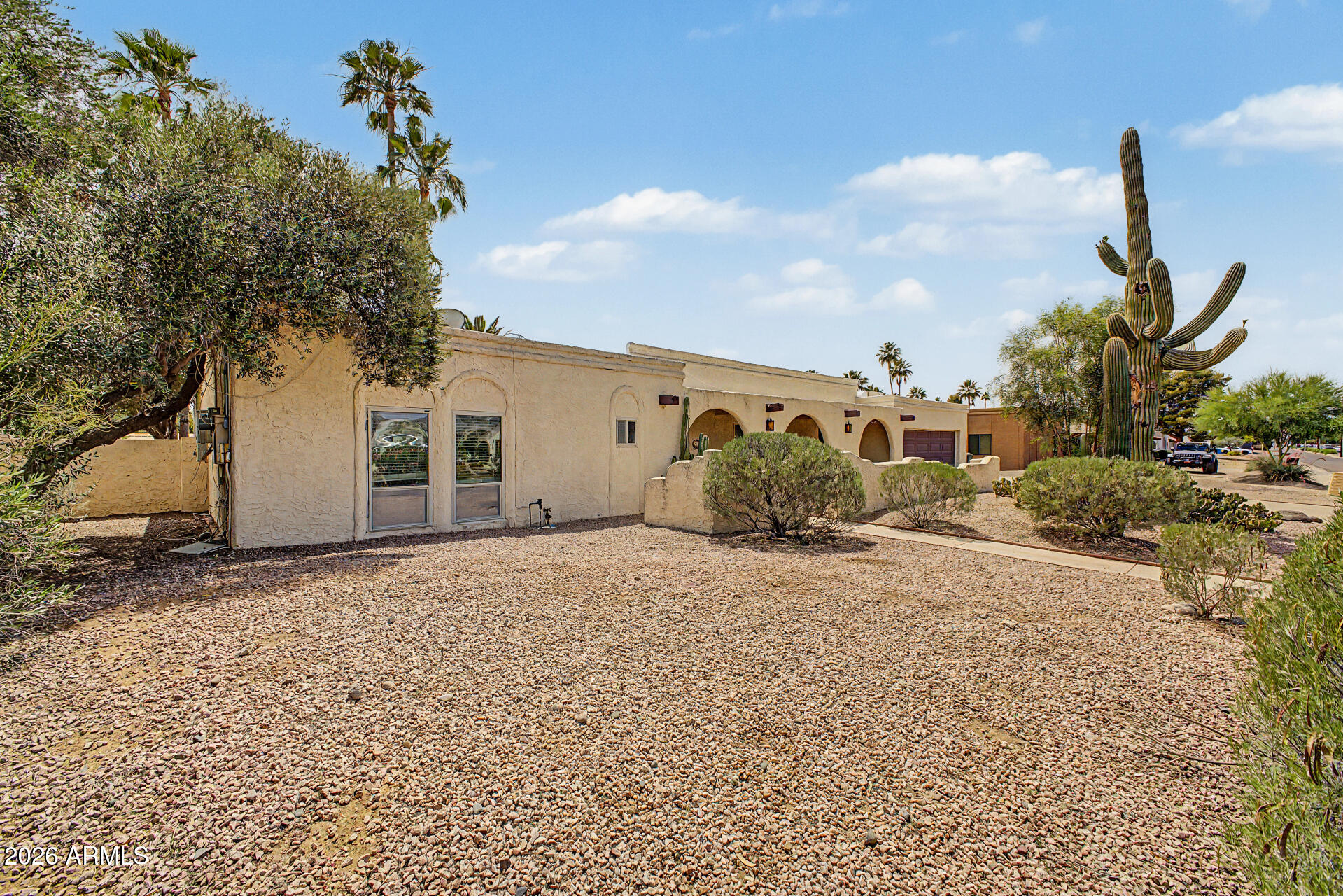 5901 E THUNDERBIRD Road