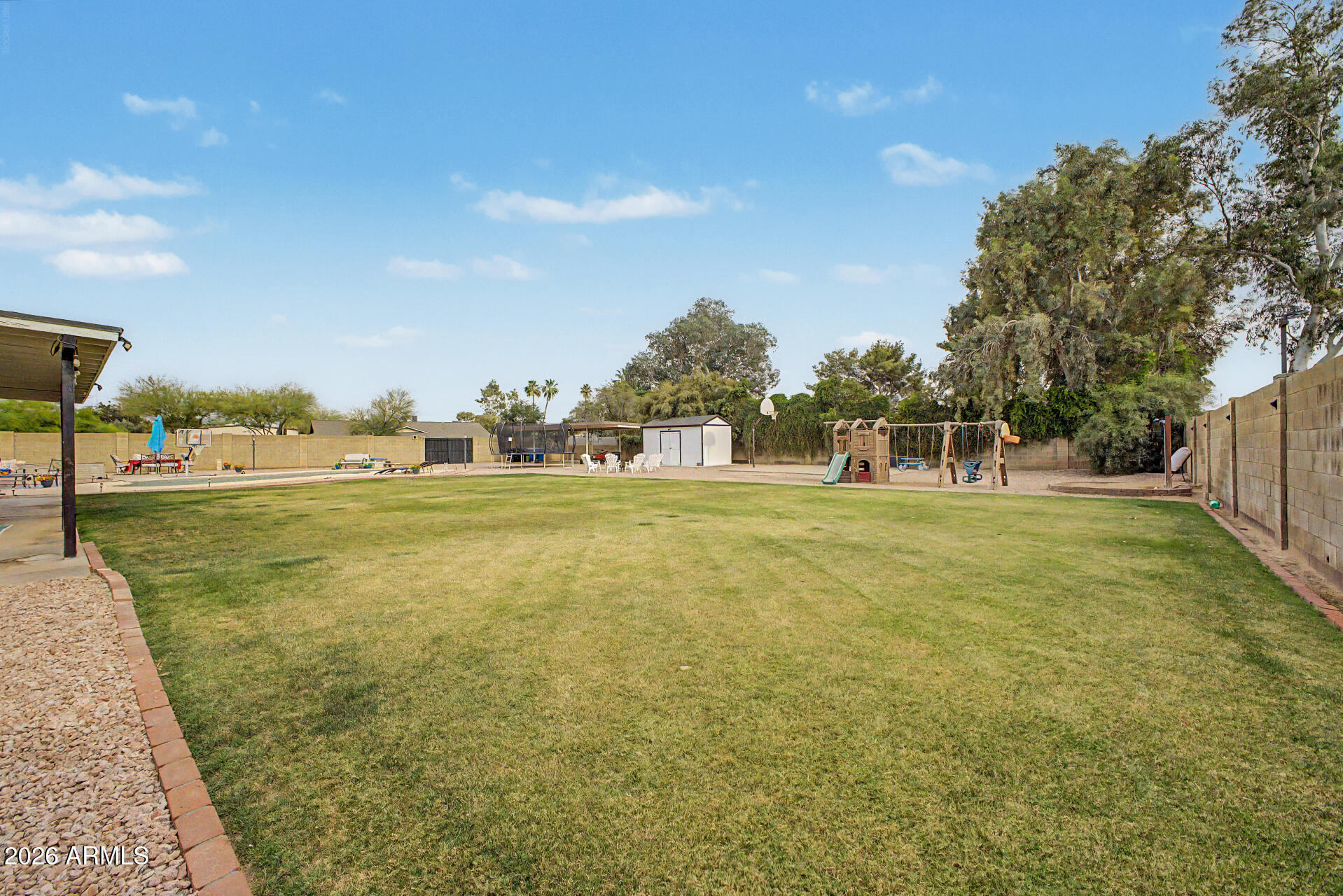 6125 E ASTER Drive