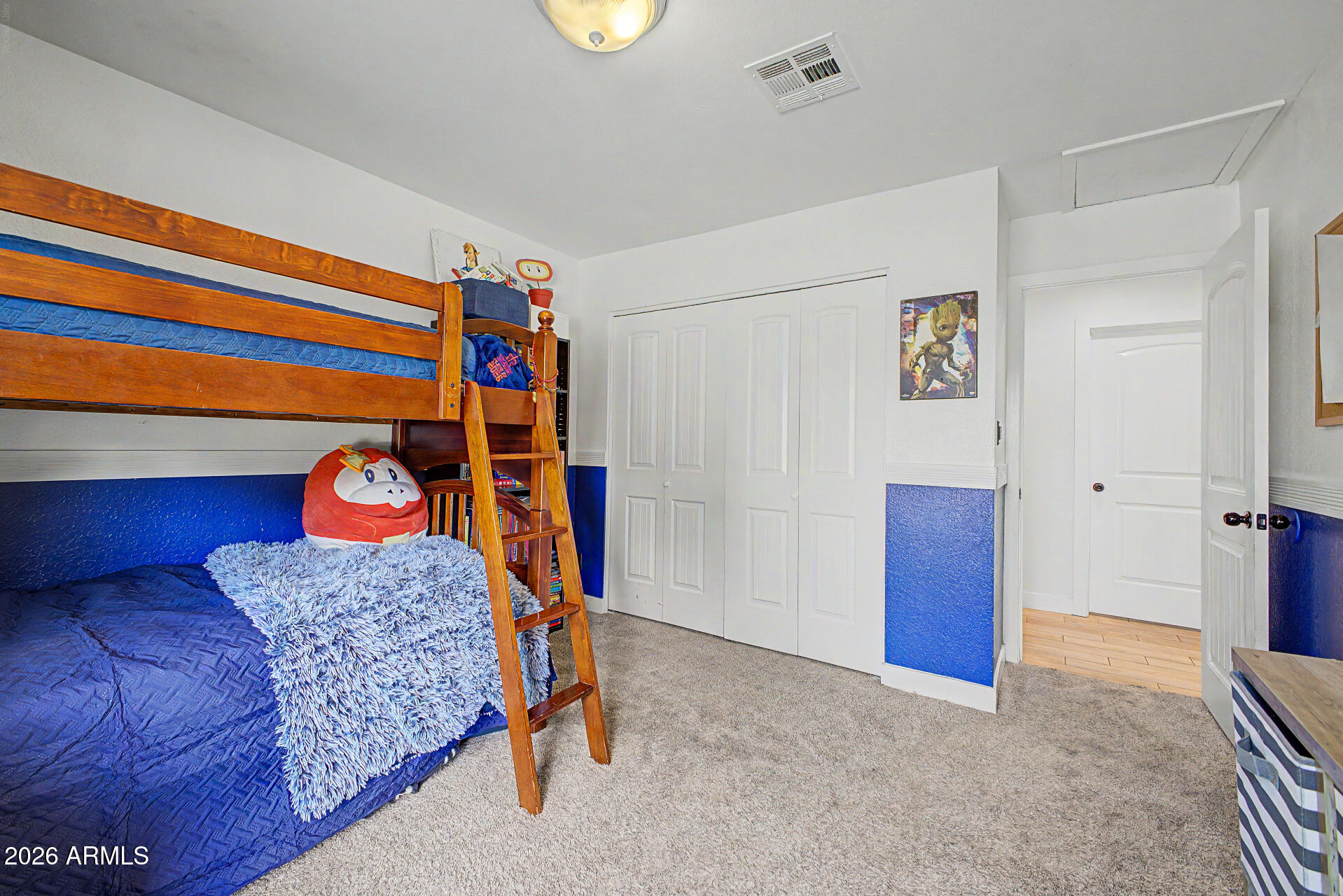 6125 E ASTER Drive